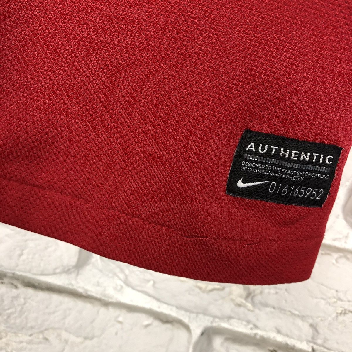 Nike Arsenal nike 2011 2012 home jersey Size US M / EU 48-50 / 2 - 7 Thumbnail