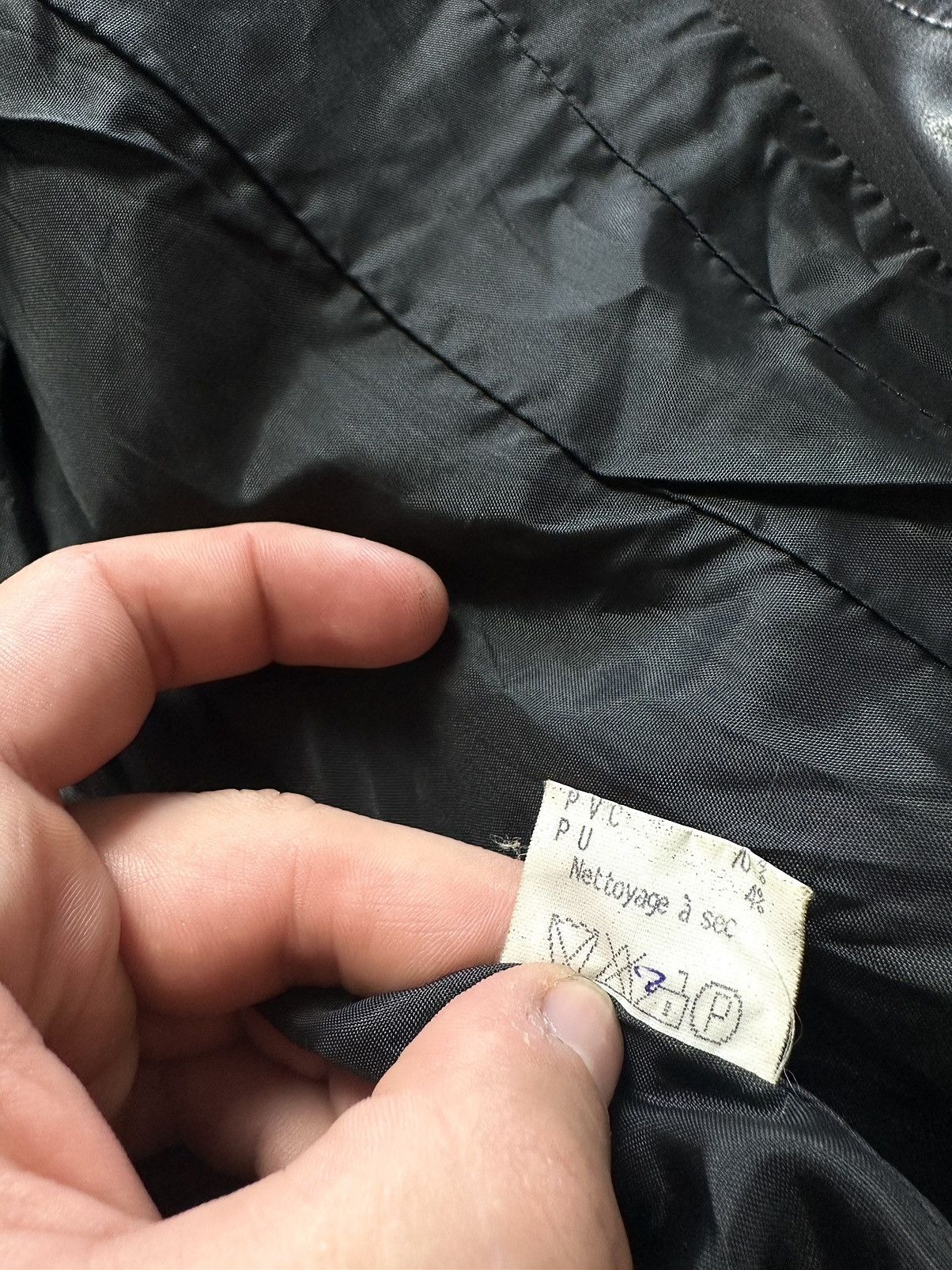 Sandro Vintage 90s Sandro Paris Faux Fur PVC Leather Jacket Size M / US 6-8 / IT 42-44 - 7 Thumbnail