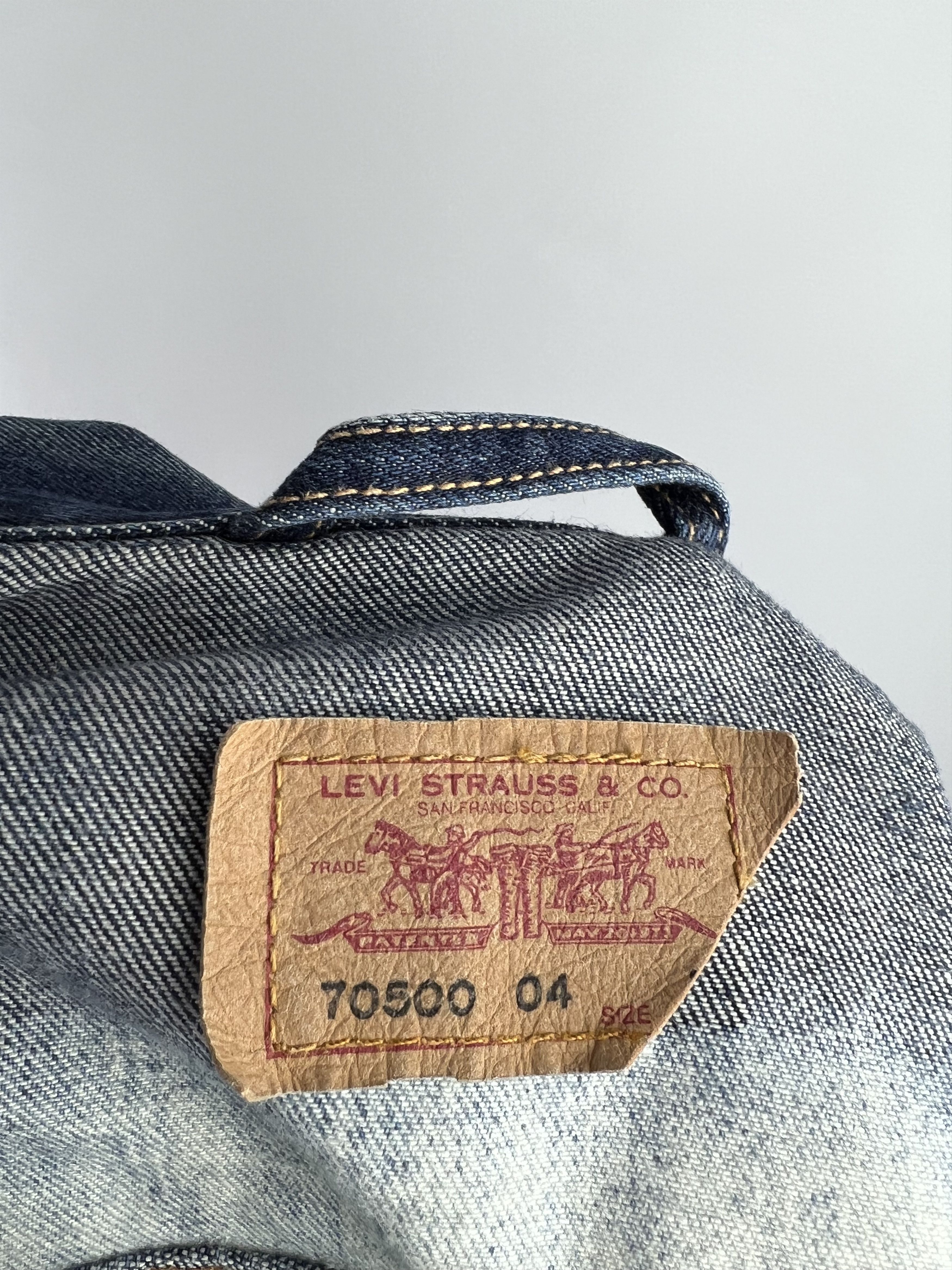 Levi's Levis Men's Blue White Distressed Denim Jacket Size L Size US L / EU 52-54 / 3 - 11 Thumbnail