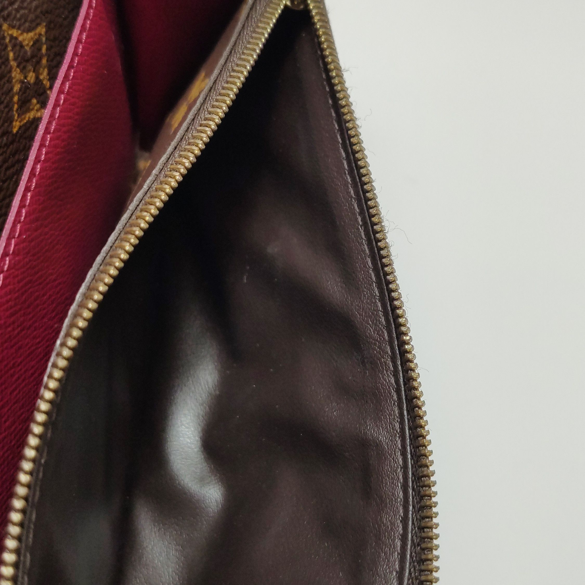 Louis Vuitton Louis Vuitton (LV) EmilieMonogram print snap wallet -y2506 Size ONE SIZE - 3 Thumbnail