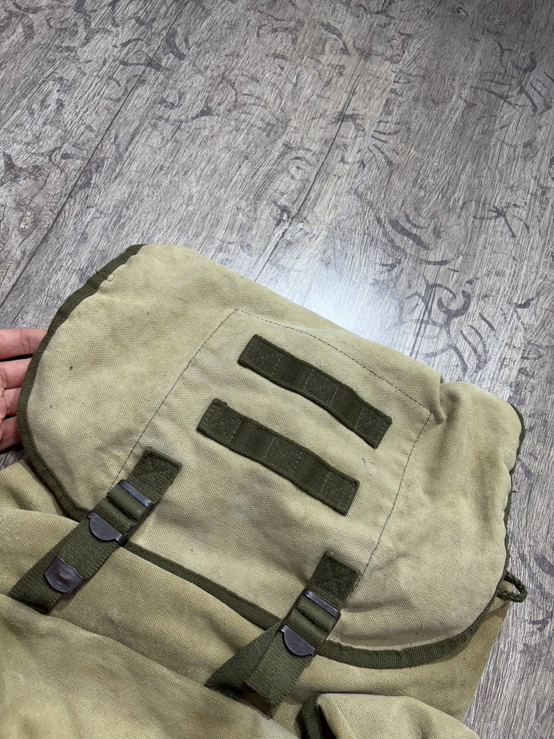 Diesel VTG DIESEL CARGO MILITARY Y2K MULTIPOCKET SLING BAG BACKPACK Size ONE SIZE - 8 Thumbnail