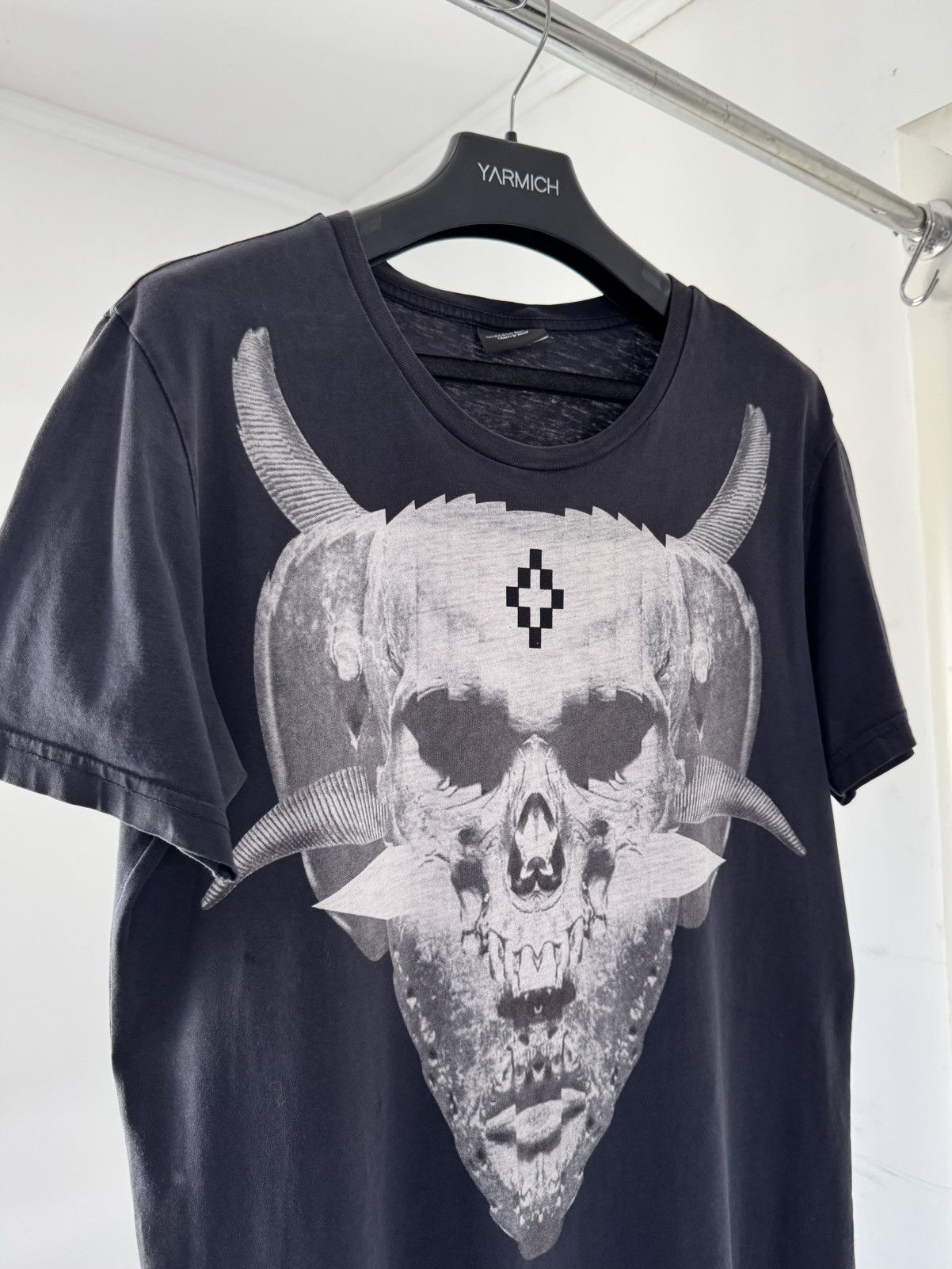 Marcelo Burlon Marcelo Burlon Mammoth Skull Tee Tan Grey Color Size US L / EU 52-54 / 3 - 2 Thumbnail