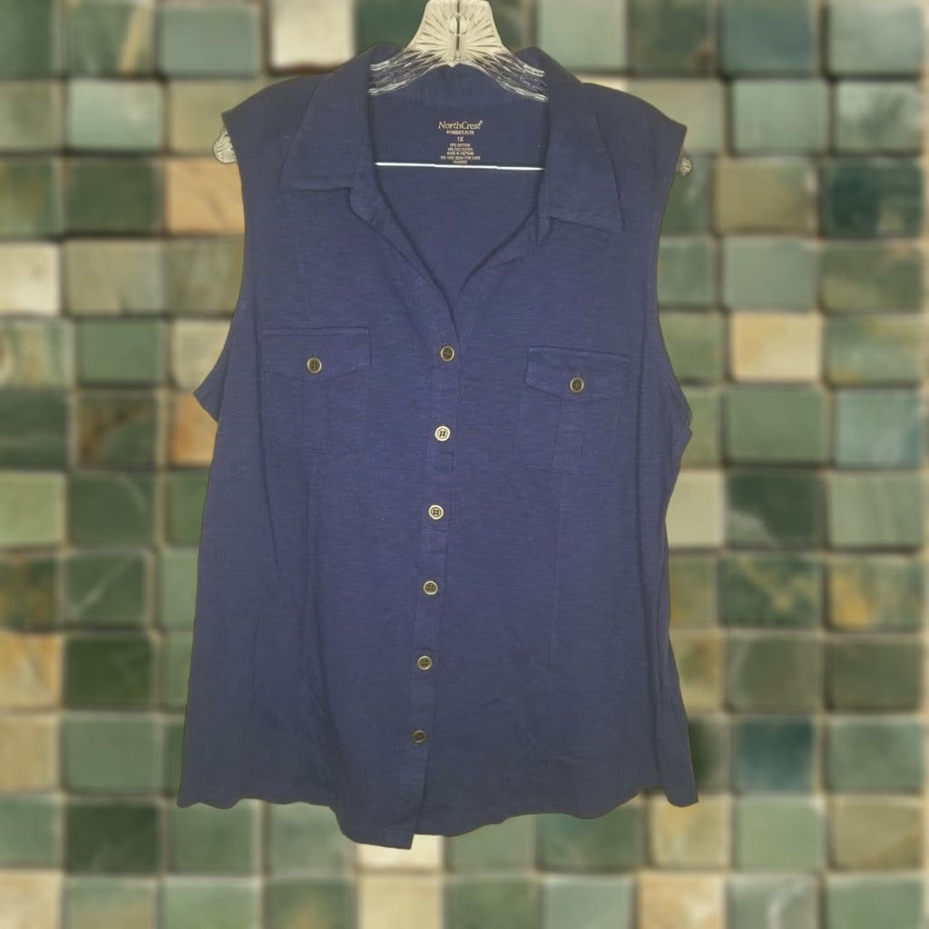 Vintage VINTAGE Northcrest Women's Plus Size Sleeveless Button-Up Blouse Blue 1X Size XL / US 12-14 / IT 48-50 - 1 Thumbnail