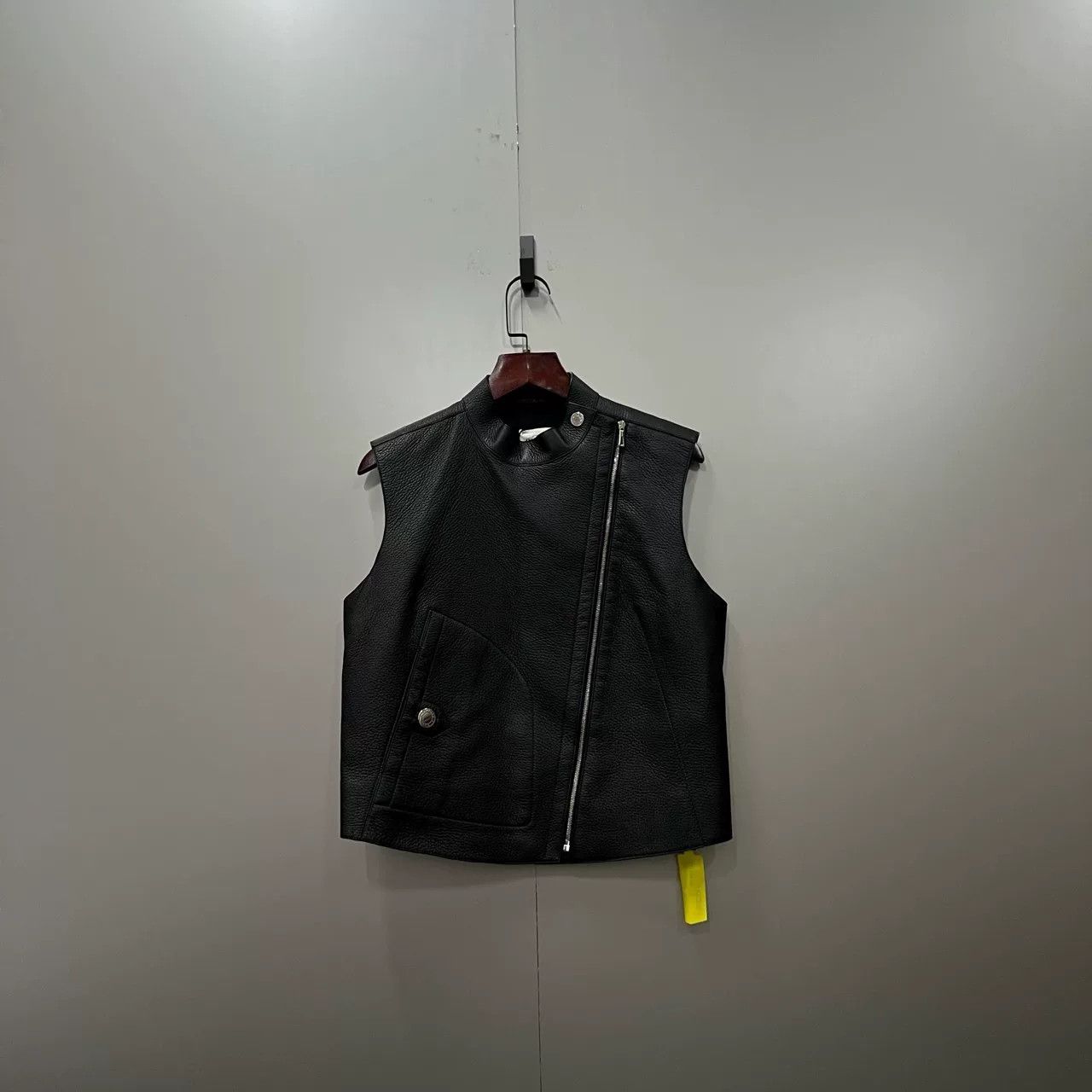 Hermes Hermes Black Leather Zip Vest Size US XS / EU 42 / 0 - 1 Thumbnail