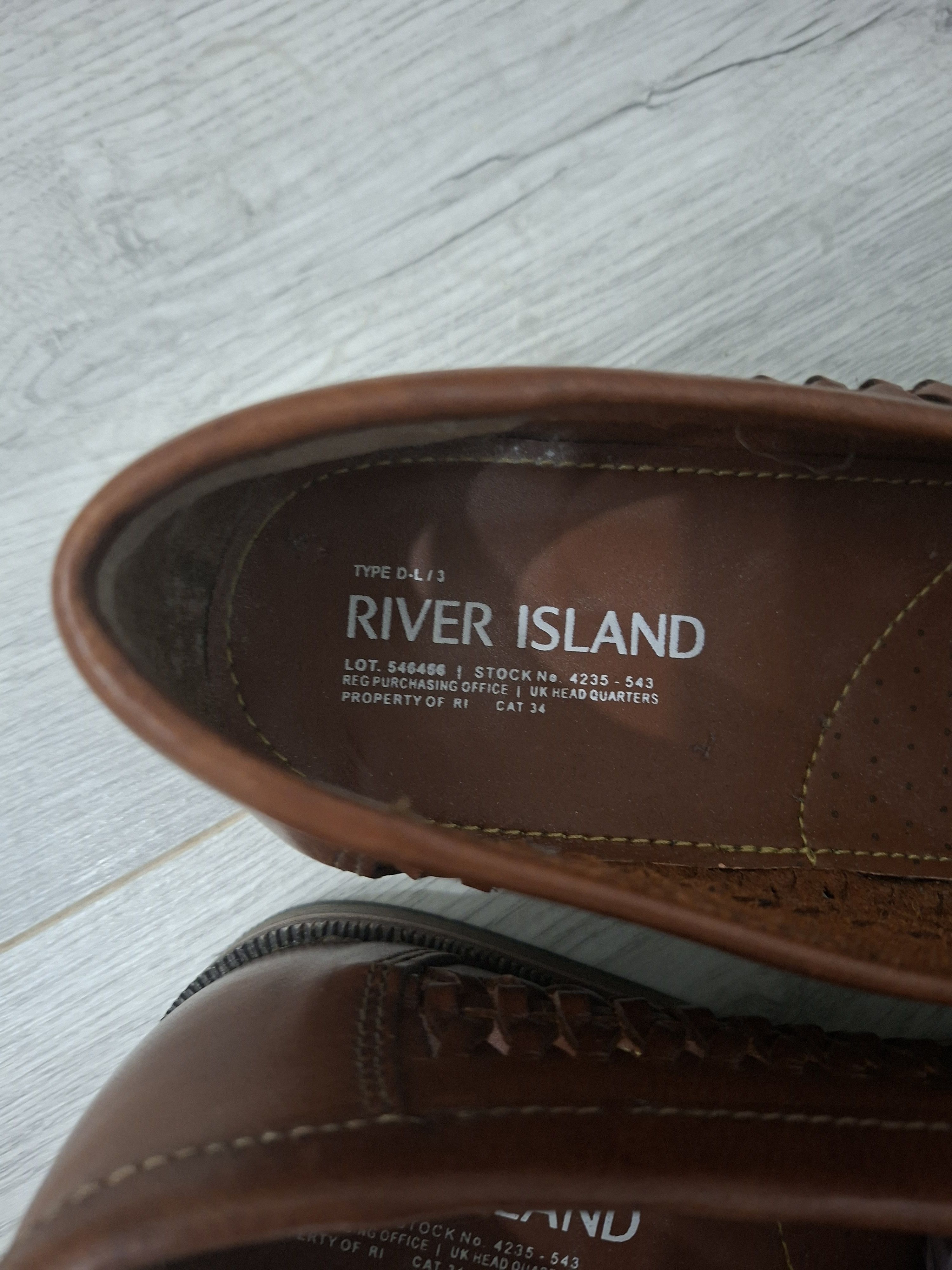 River Island River Island leather woven tassel loafers in tan EU 42 Size US 9 / EU 42 - 3 Thumbnail
