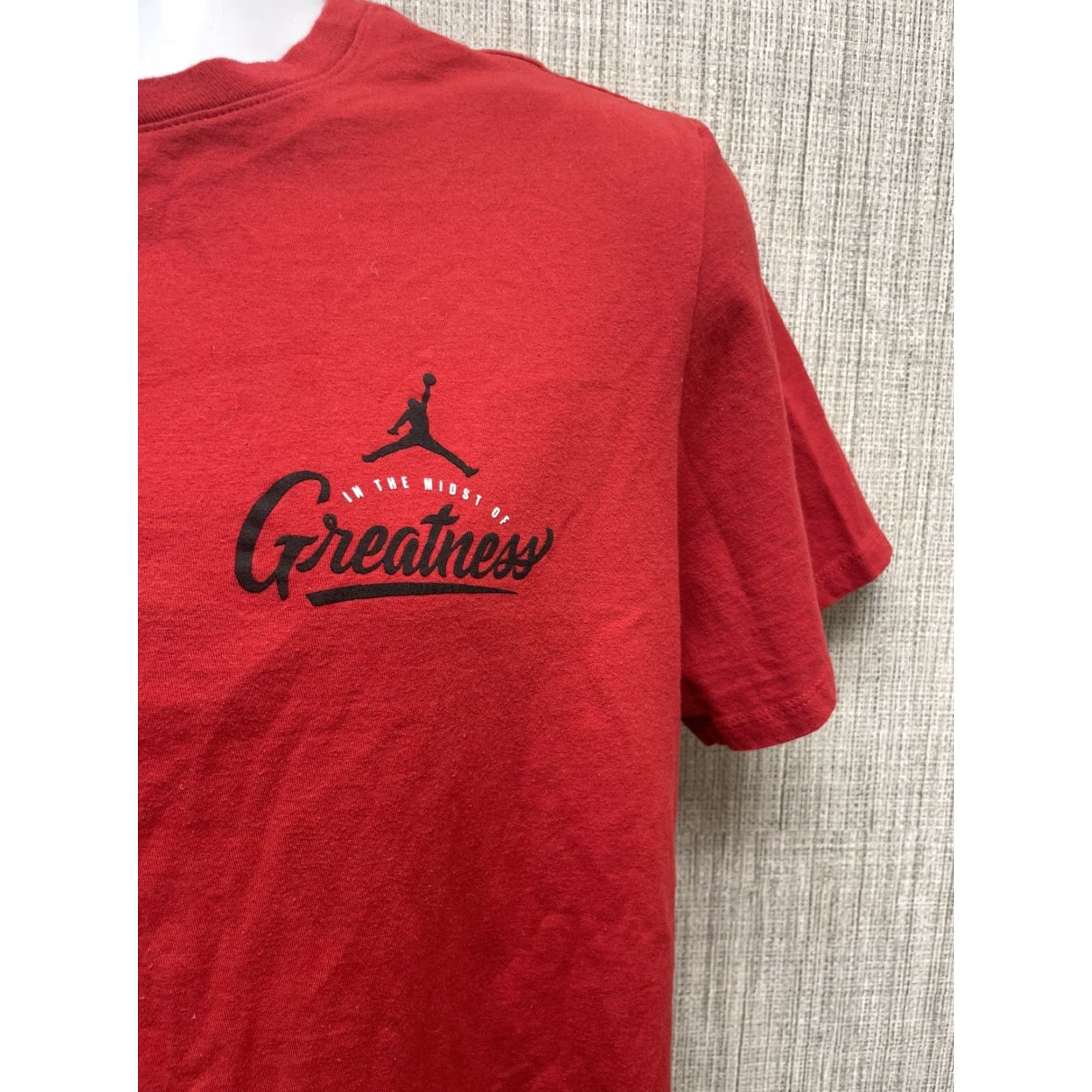 Jordan Brand VINTAGE Air Jordan T-Shirt Men Medium Red Graphics 90s Basketball Shirt Size US M / EU 48-50 / 2 - 3 Thumbnail