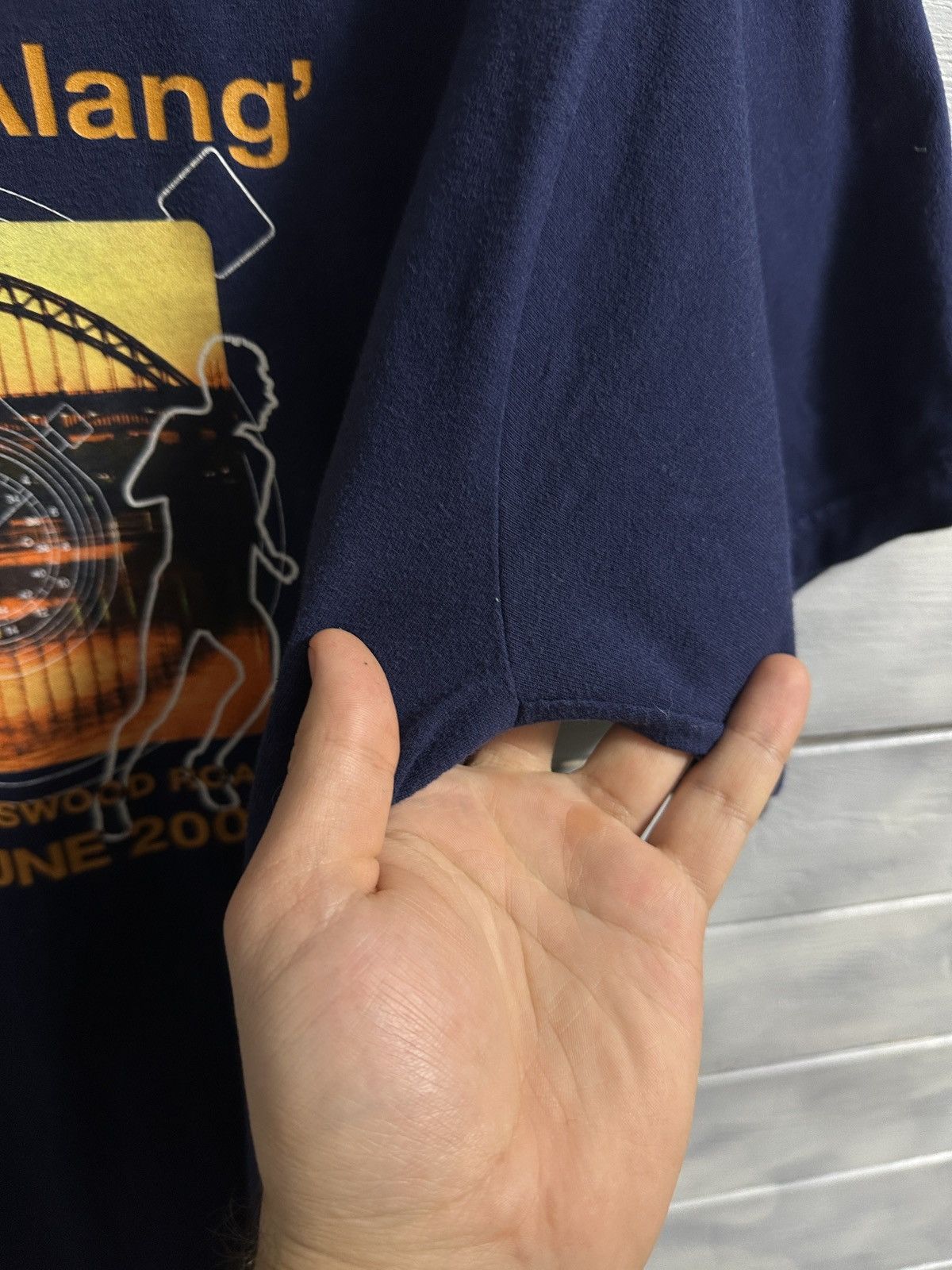 Nike Rare Vintage T-Shirt Nike Small Swoosh Run Ganinin Alang Size US M / EU 48-50 / 2 - 6 Thumbnail