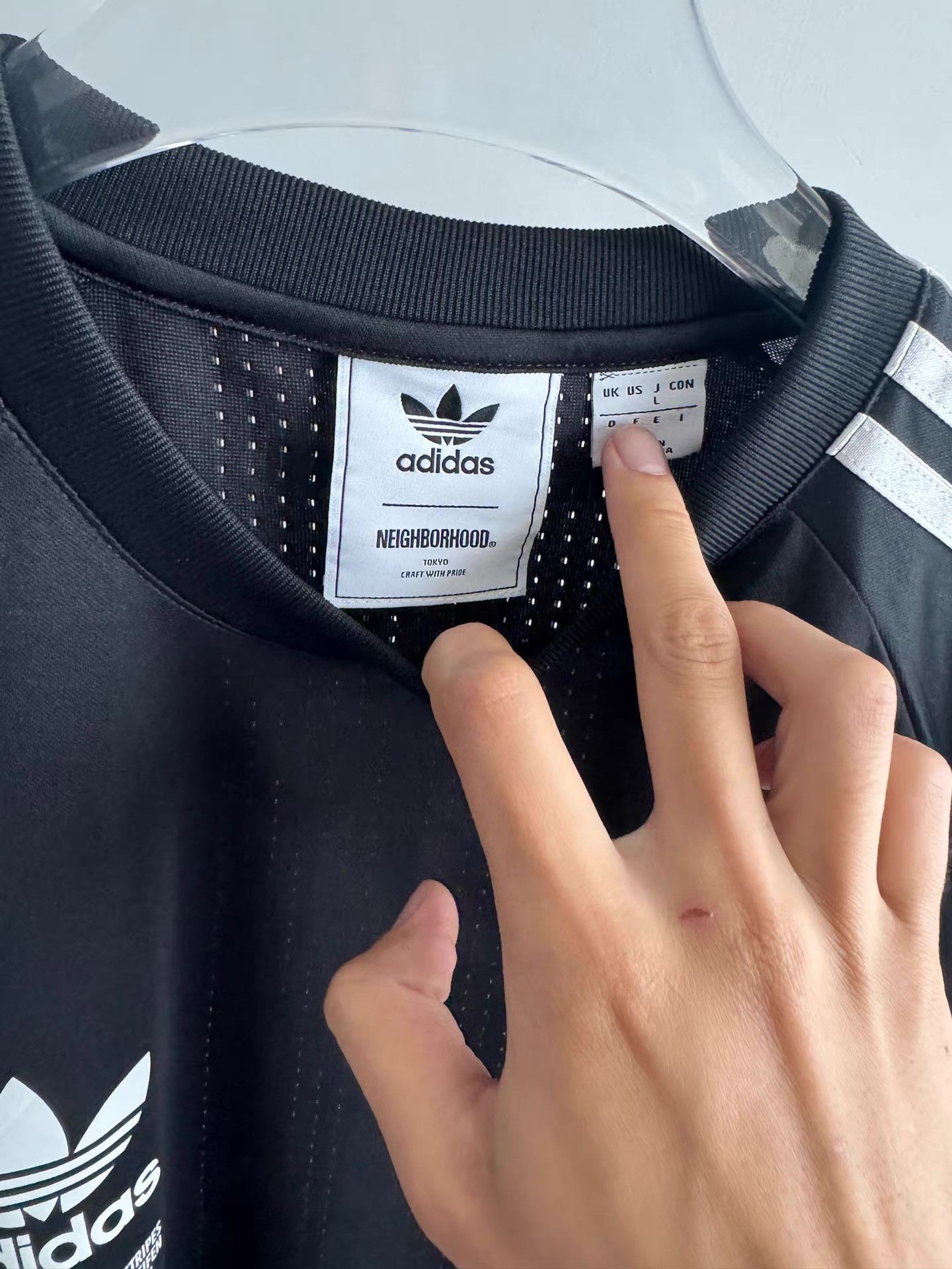 Adidas Adidas × Neighborhood Collaborative Soccer Jersey Q17 Size US L / EU 52-54 / 3 - 4 Thumbnail