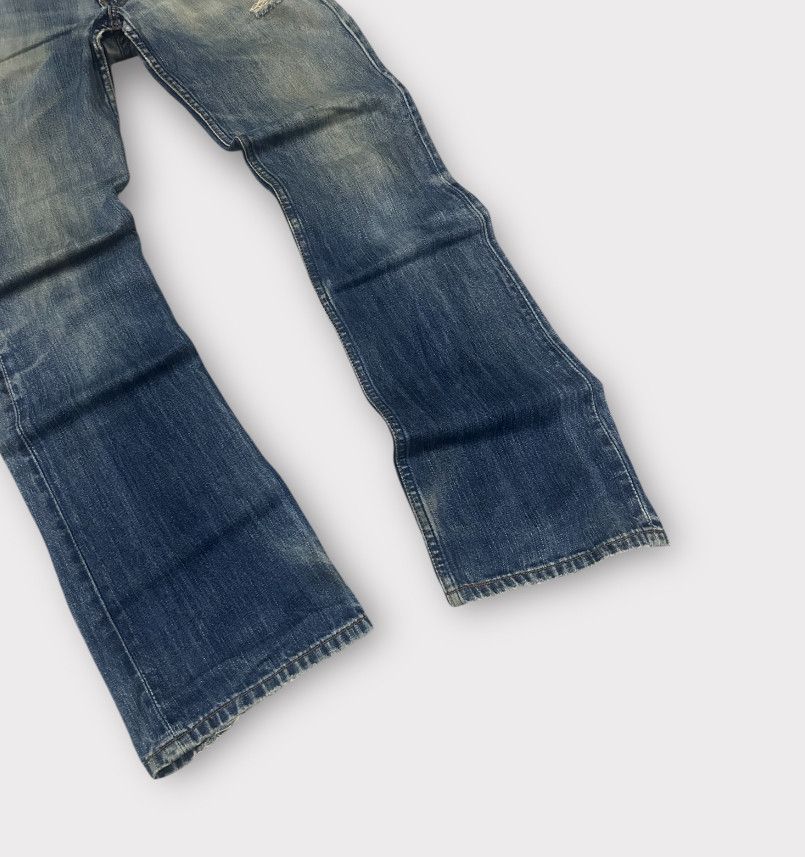 Levi's Vintage Clothing Vintage Trashed Levis 517 flared jeans / bell bottom Size US 31 - 3 Thumbnail