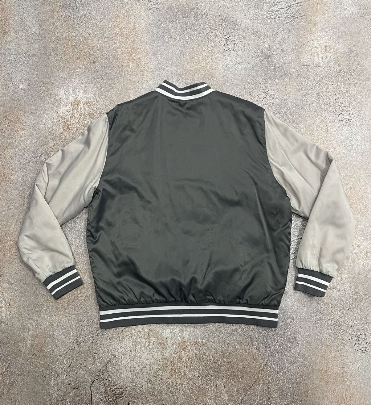 Nike Vintage Nike NSW Satin Bomber Jacket Size US XL / EU 56 / 4 - 9 Thumbnail