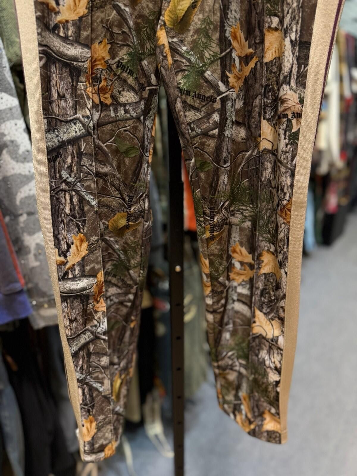 Palm Angels PALM ANGELS Tree Camo Track Pants Brown Small $790 MSRP Size US 30 / EU 46 - 6 Thumbnail
