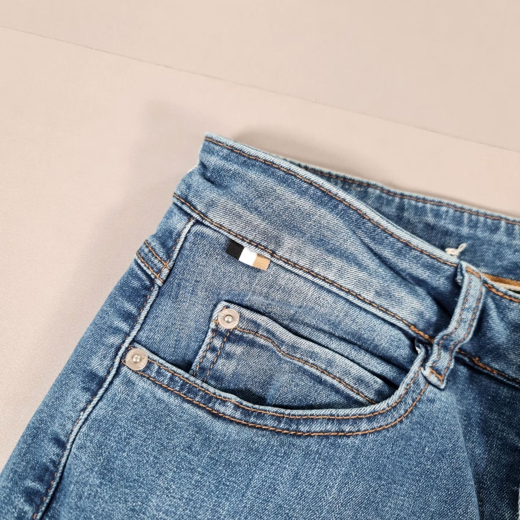 Hugo Boss HUGO BOSS Jeans Blue W26 L27 Slim Cropped Denim 5-Pocket Stretch Machine Washable Womens Size 26" / US 2 / IT 38 - 3 Thumbnail
