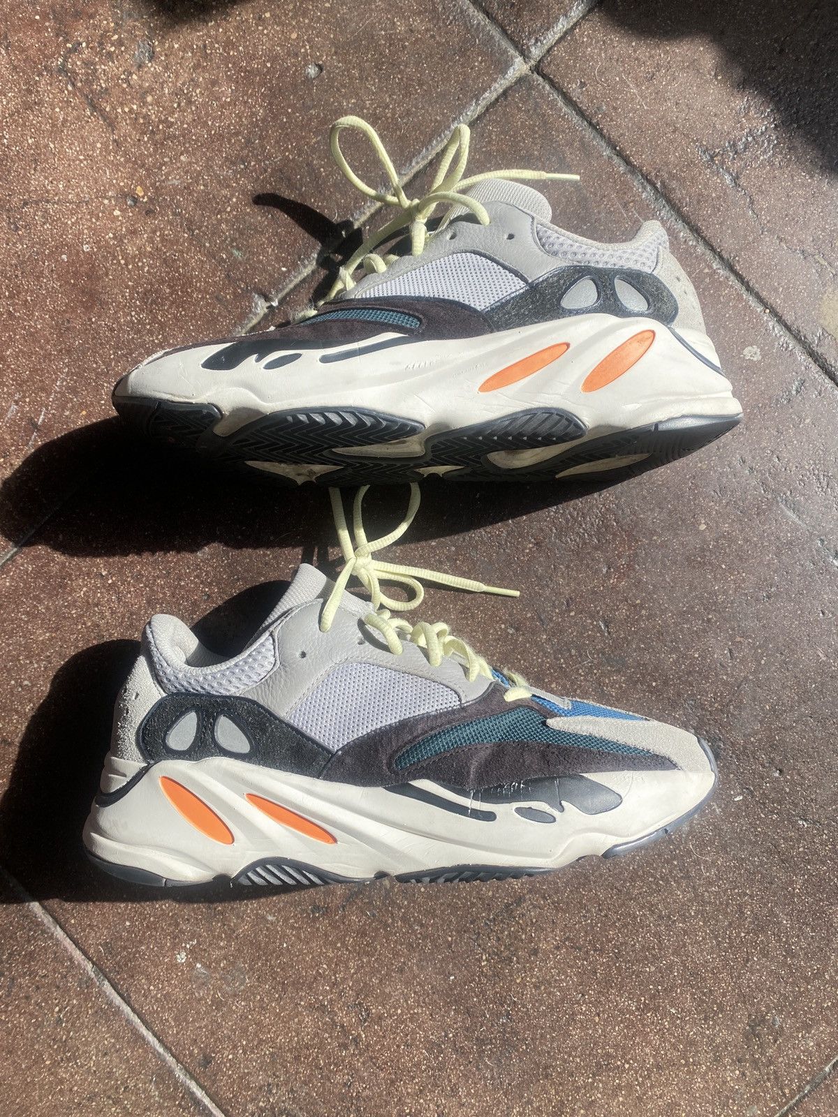 yeezy waverunner black