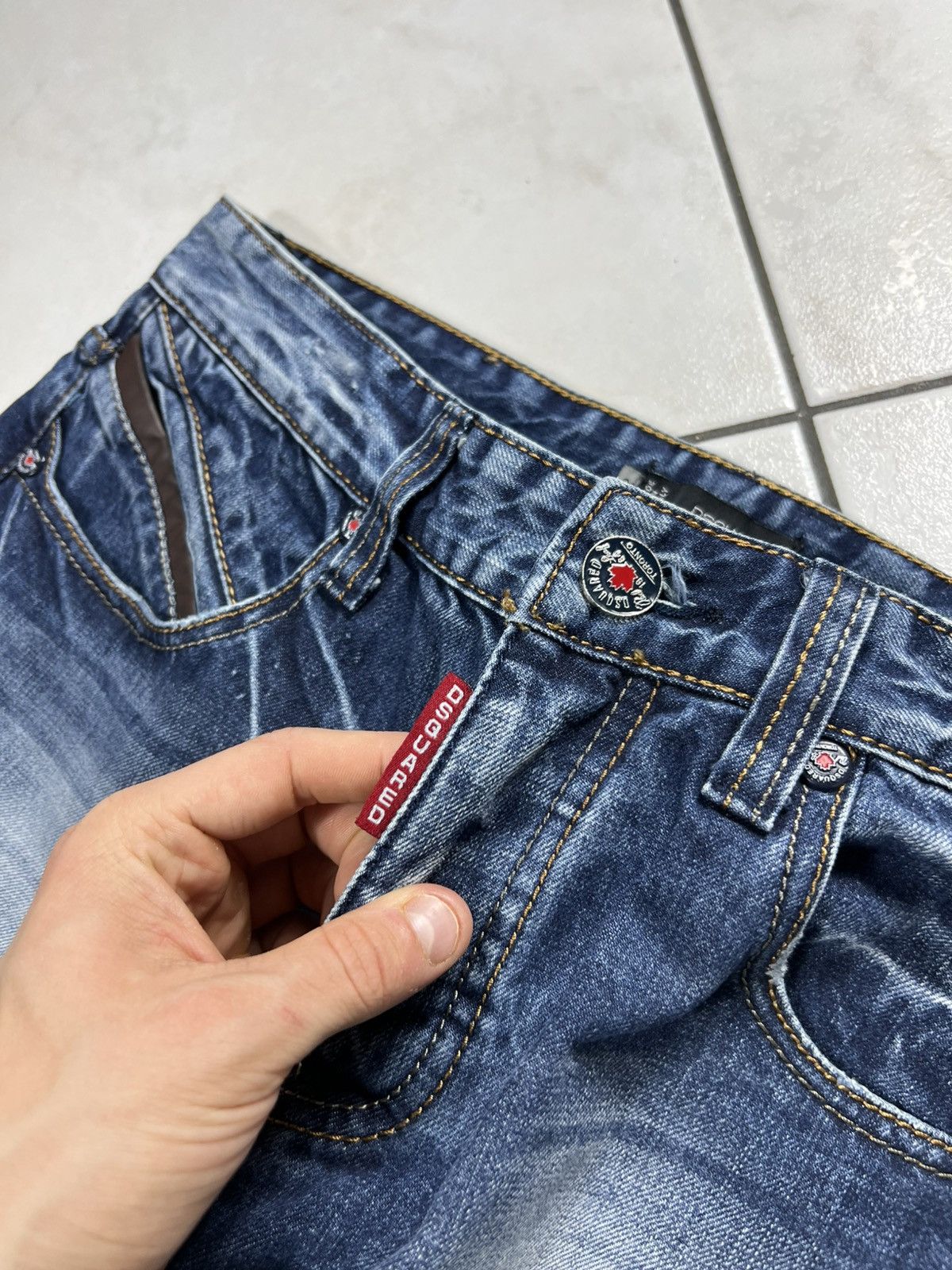 Dsquared2 Vintage 90s Dsquared2 distressed denim ripped jeans pants Size US 34 / EU 50 - 11 Thumbnail