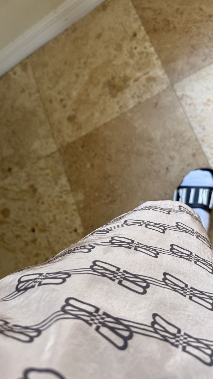 Balenciaga Balenciaga Swim Trunks Size US 32 / EU 48 - 14 Thumbnail