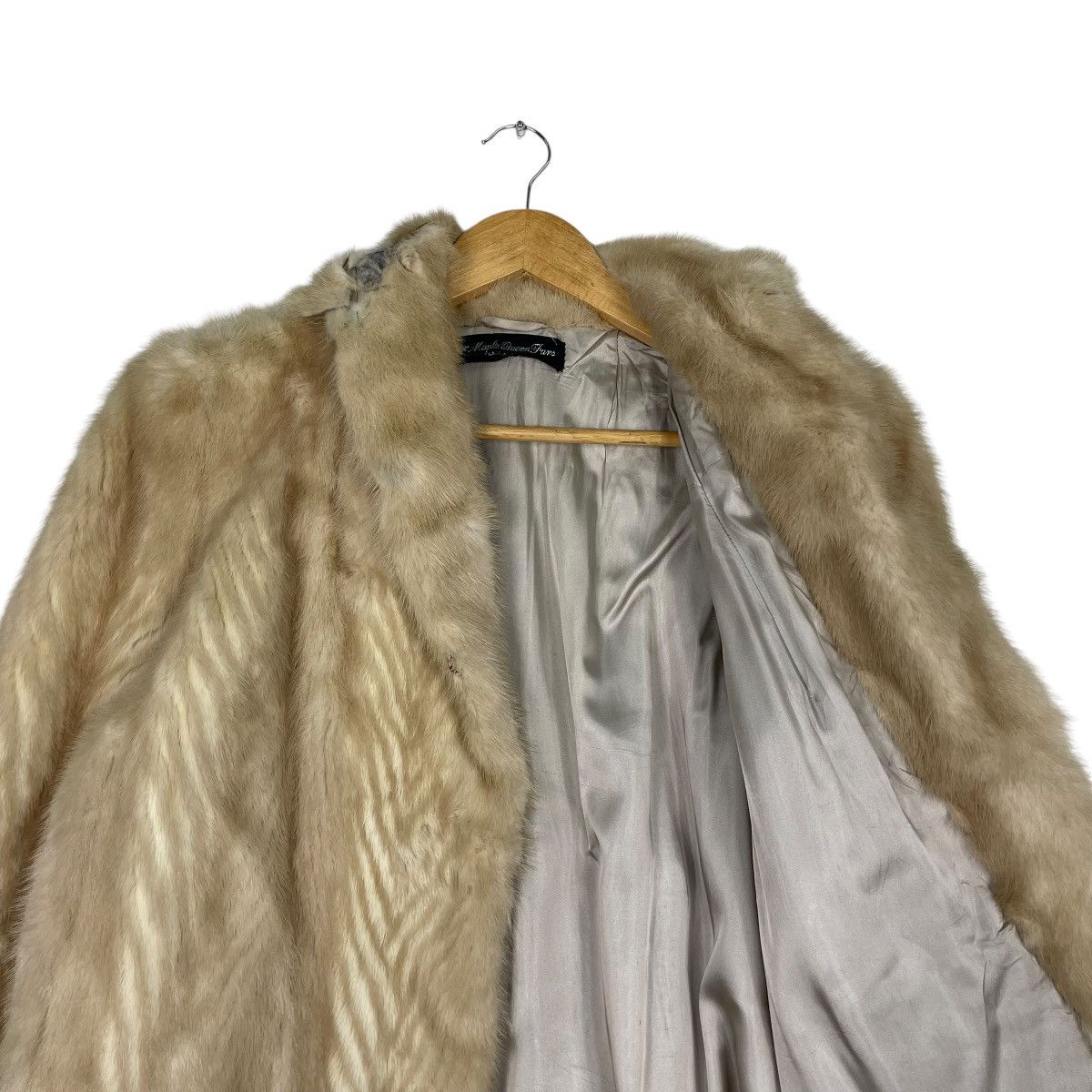 Sagafurs 💥MAPLE QUENN FUR NUDE JACKET Size M / US 6-8 / IT 42-44 - 10 Thumbnail