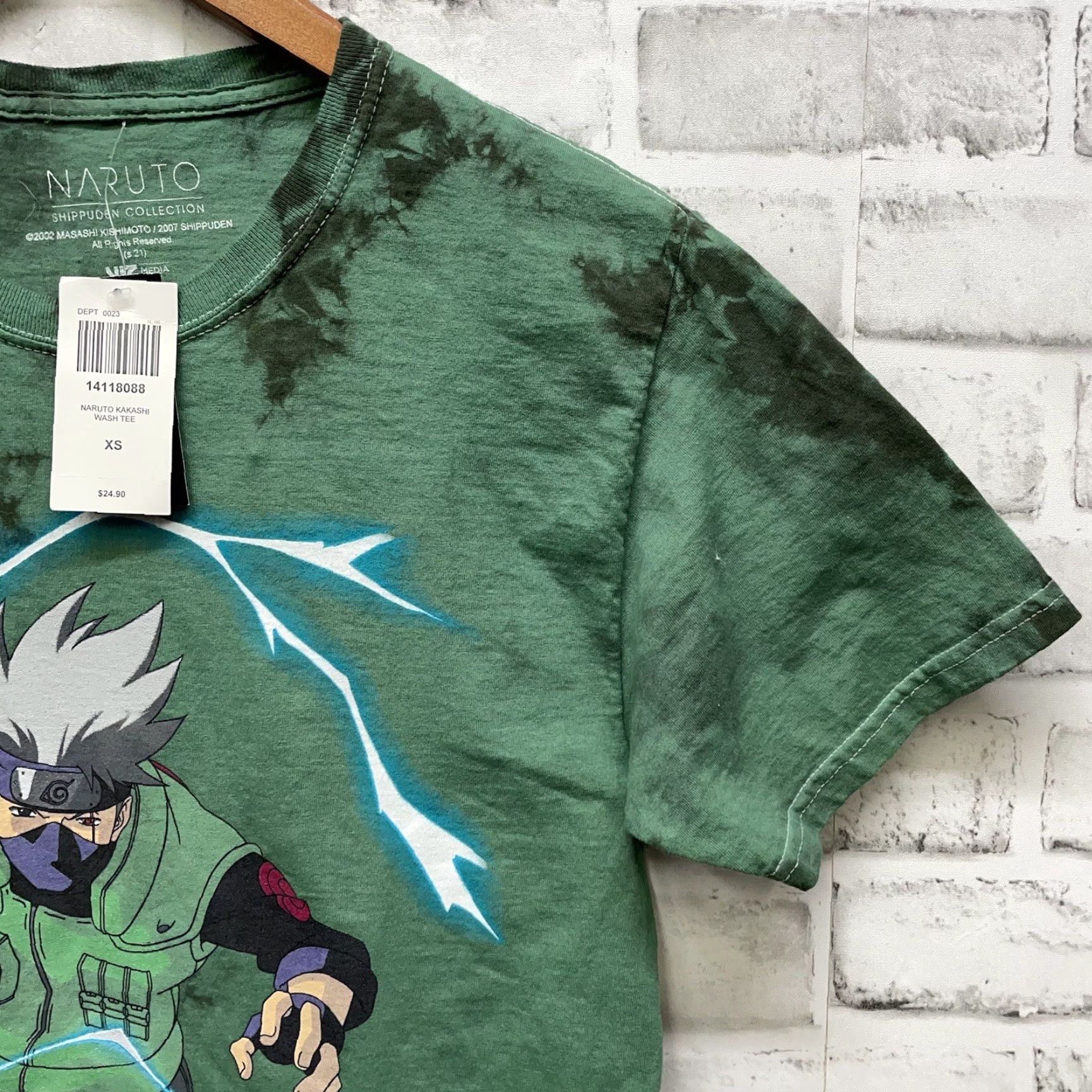 Vintage Naruto Shippuden 100% cotton green graphic Tee Mens XS Size US XS / EU 42 / 0 - 2 Thumbnail