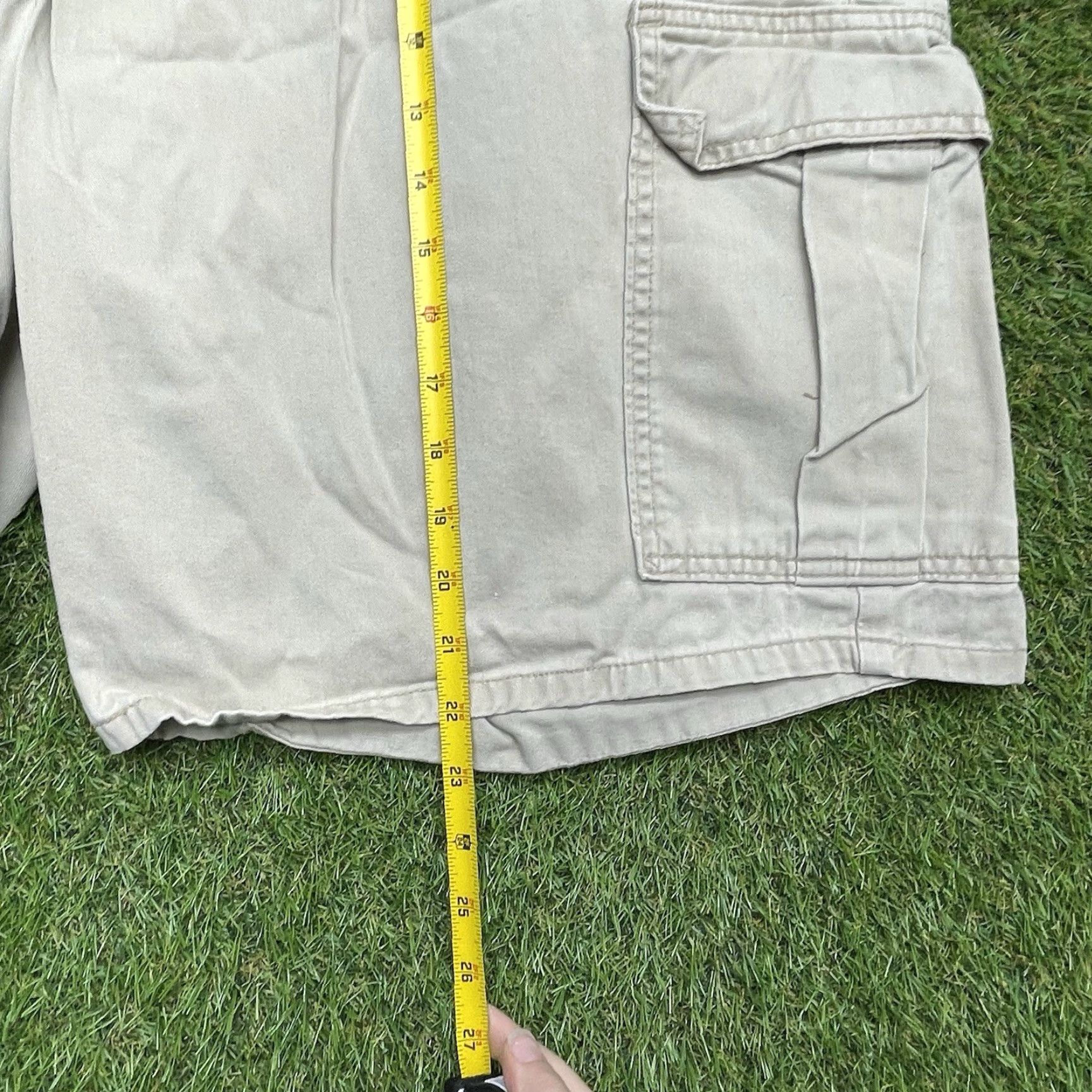Levi's VINTAGE Levi's Silvertab Cargo Shorts Mens 40 Khaki Beige 100% Cotton Y2K Baggy Skater Size US 40 / EU 56 - 7 Thumbnail