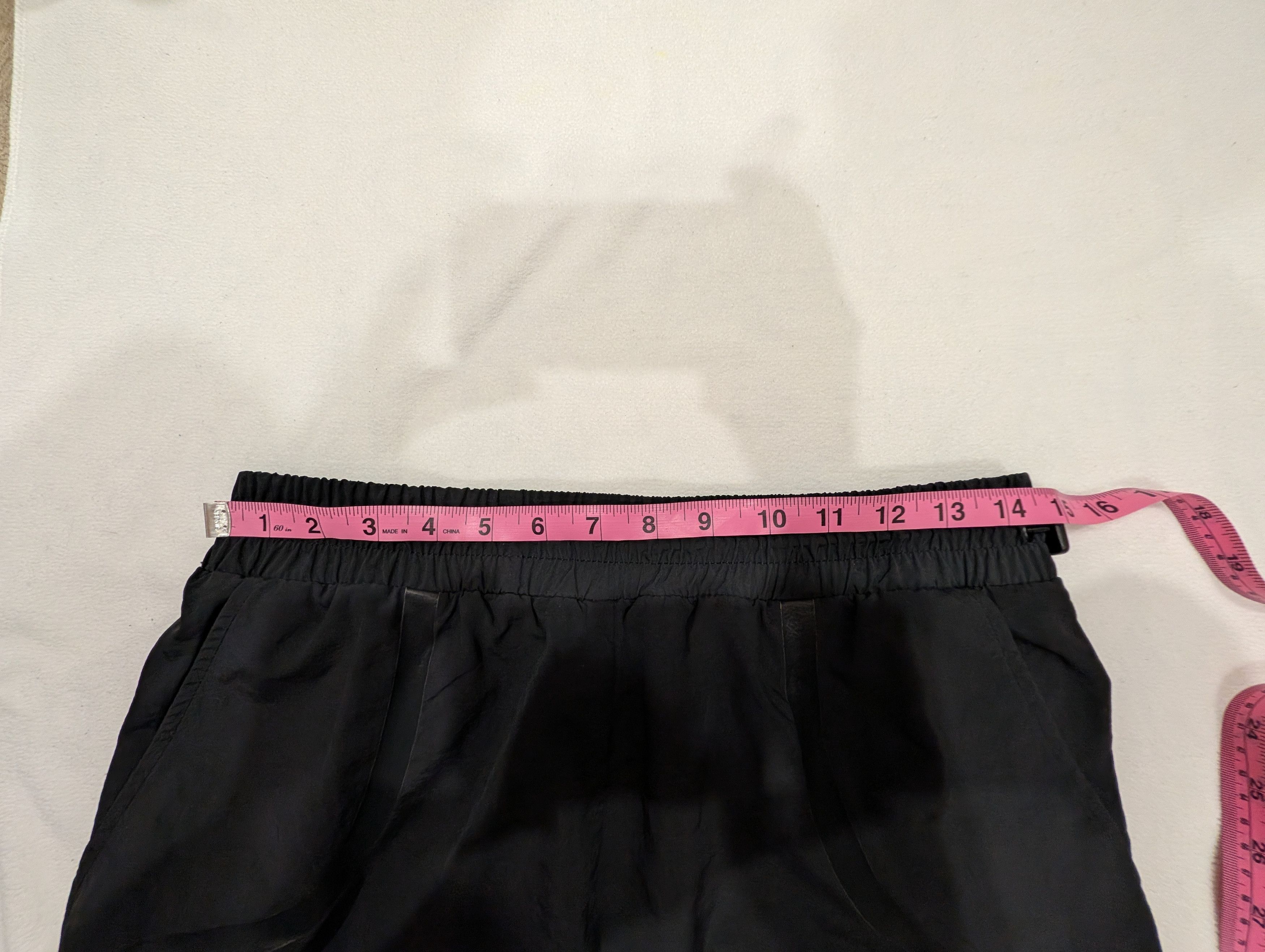 A-COLD-WALL* A-COLD-WALL* Black Welded Corbusier Track Shorts Size US 30 / EU 46 - 4 Thumbnail