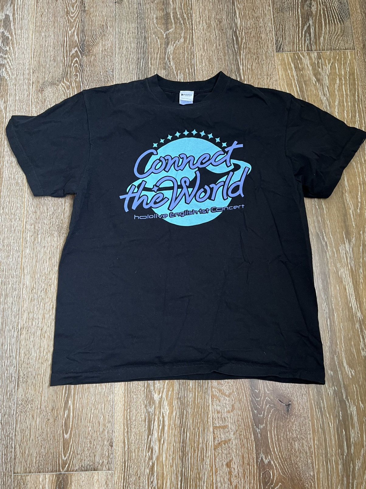 Japanese Brand × Vintage 2016 Hololive connect the world 1st english concert tee Size US M / EU 48-50 / 2 - 1 Thumbnail