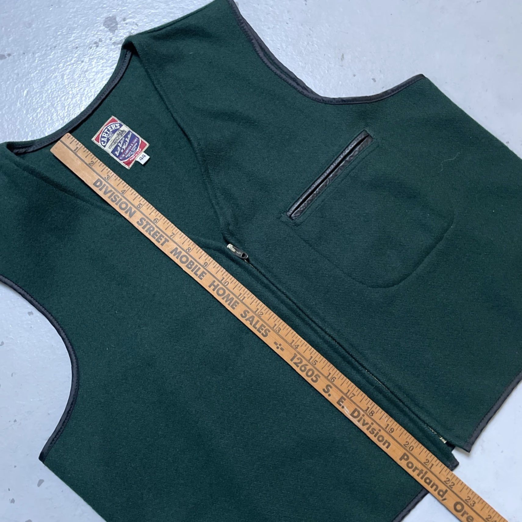 Vintage VINTAGE Carter’s Wool Zip Hunting Work Vest Unisex Adults 44 Green USA 70s 60s Workwear Hunting - Carter’s Size US S / EU 44-46 / 1 - 5 Thumbnail