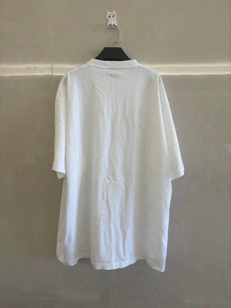 Balenciaga Balenciaga Big Damage Short Sleeve Size US M / EU 48-50 / 2 - 2 Thumbnail