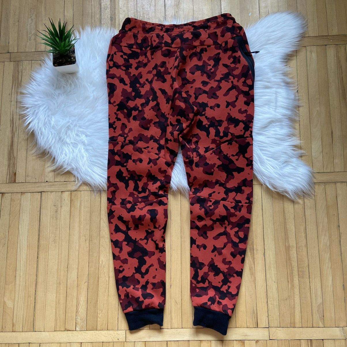 Nike 📌 Nike Tech Fleece Camouflage Red Pants Sweatpants S Size US 30 / EU 46 - 13 Thumbnail