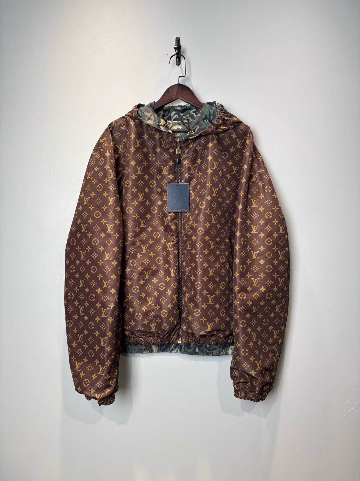 Louis Vuitton Louis Vuitton Nigo Monogram Camo Reversible Jacket K36 Size US XXL / EU 58 / 5 - 1 Thumbnail