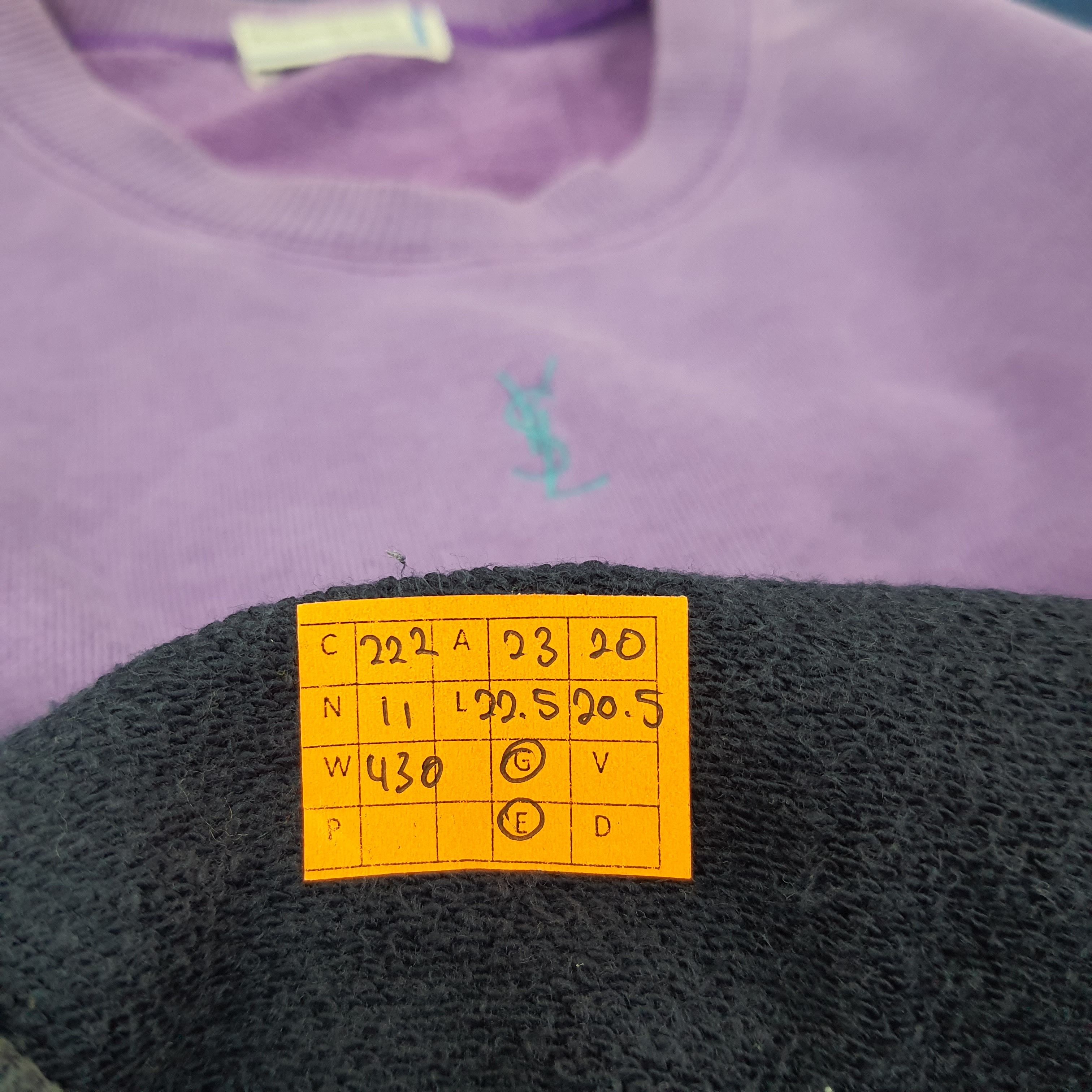 Designer × Vintage × Yves Saint Laurent Vintage Yves Saint Laurent Center Logo Sweatshirts C222N11 Size US L / EU 52-54 / 3 - 7 Thumbnail