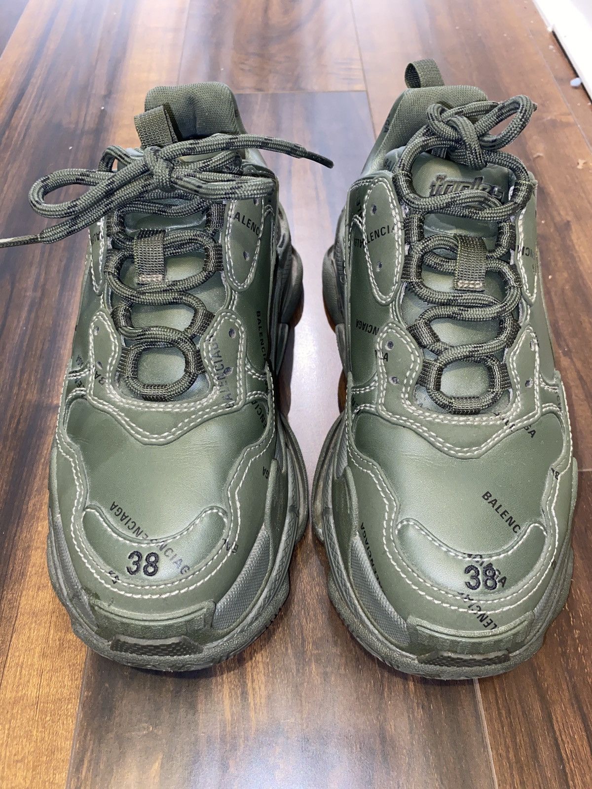 Balenciaga Olive green with black writting triple s Size US 8 / IT 38 - 6 Thumbnail