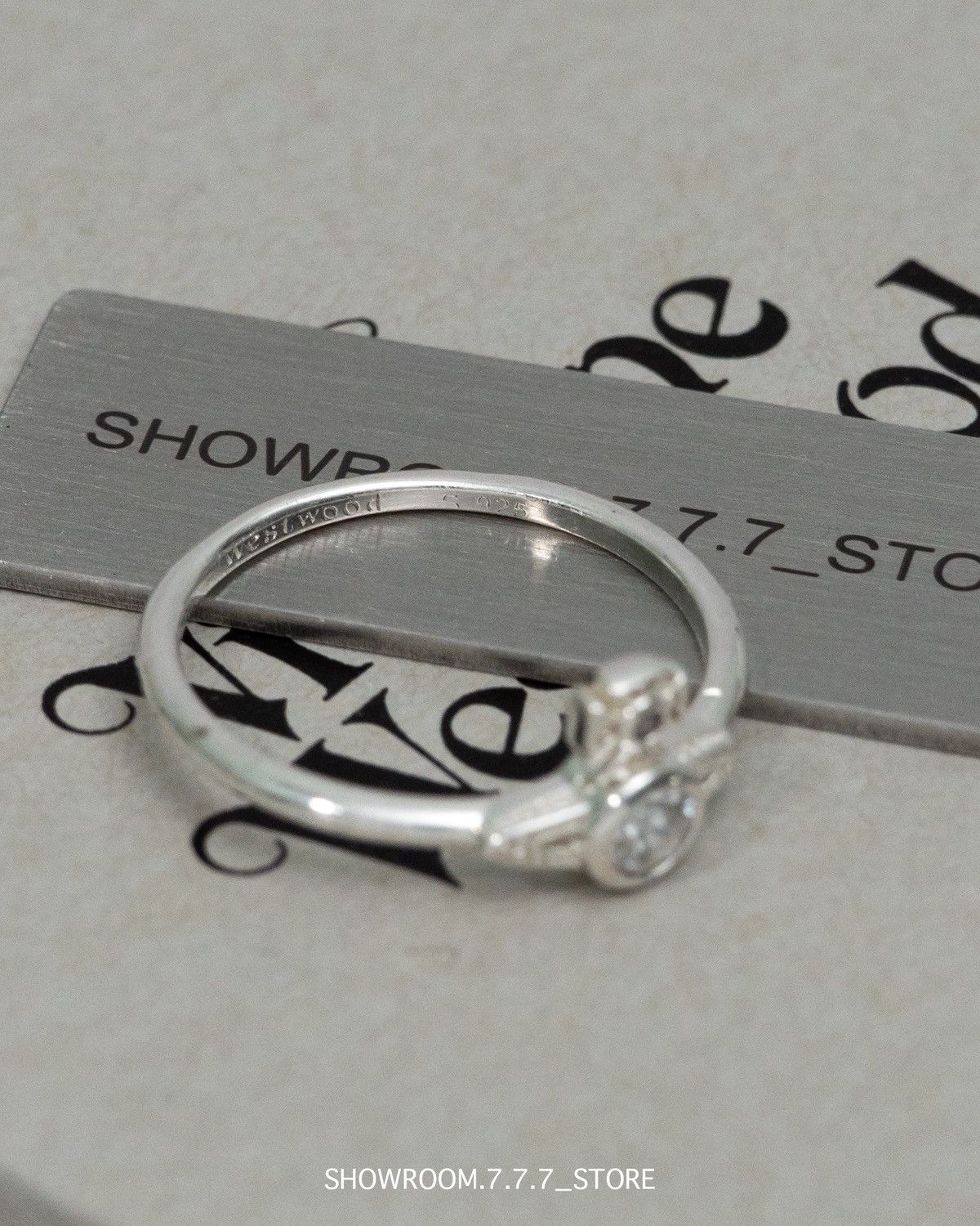 Vivienne Westwood Vivienne Westwood London Orb Ring Size ONE SIZE - 6 Thumbnail