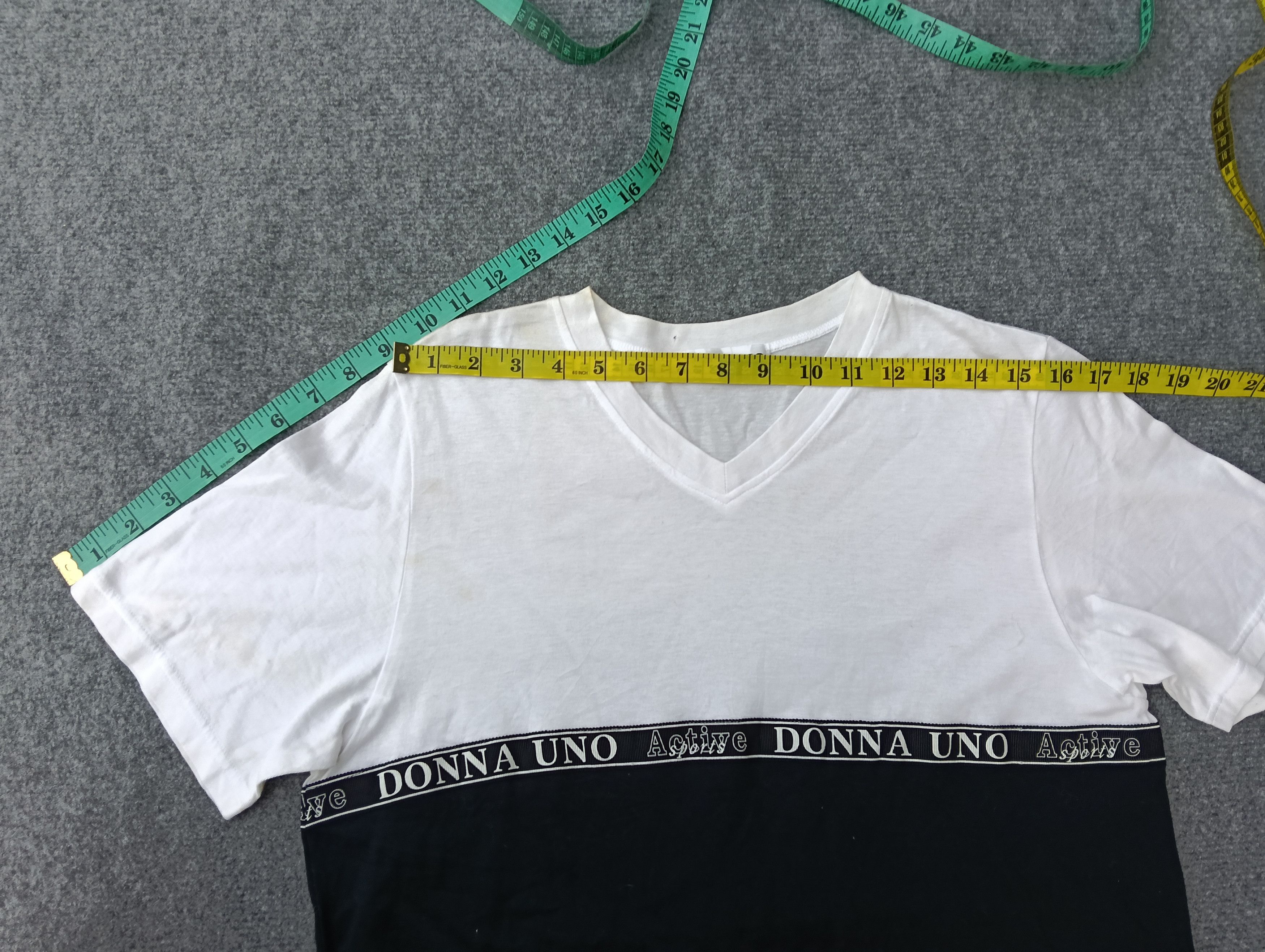 Japanese Brand DONNA UNO TSHIRT. Size US M / EU 48-50 / 2 - 7 Thumbnail