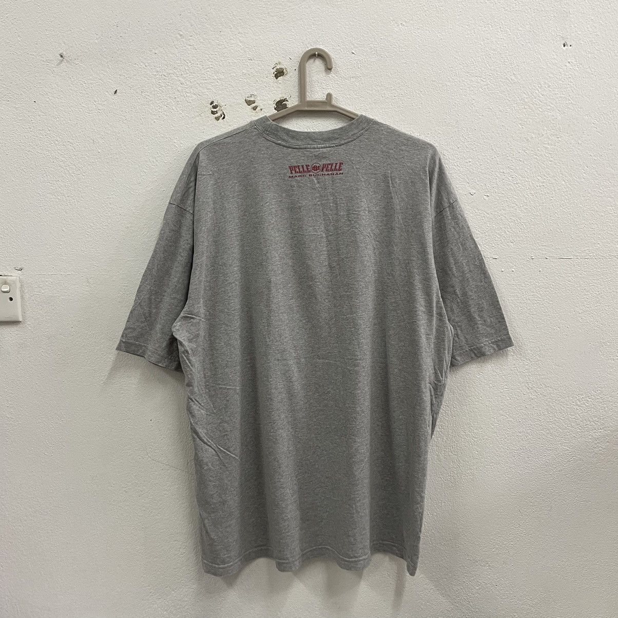 Designer × Marc Buchanan × Pelle Pelle 🔥Vintage Pelle Pelle Company Artist Designer Tee Size US XXL / EU 58 / 5 - 2 Thumbnail