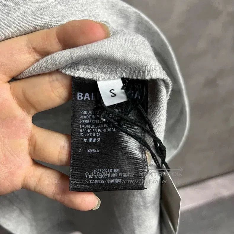 Balenciaga Balenciaga Gray Logo Print Short Sleeve T-shirt. Size US S / EU 44-46 / 1 - 3 Thumbnail