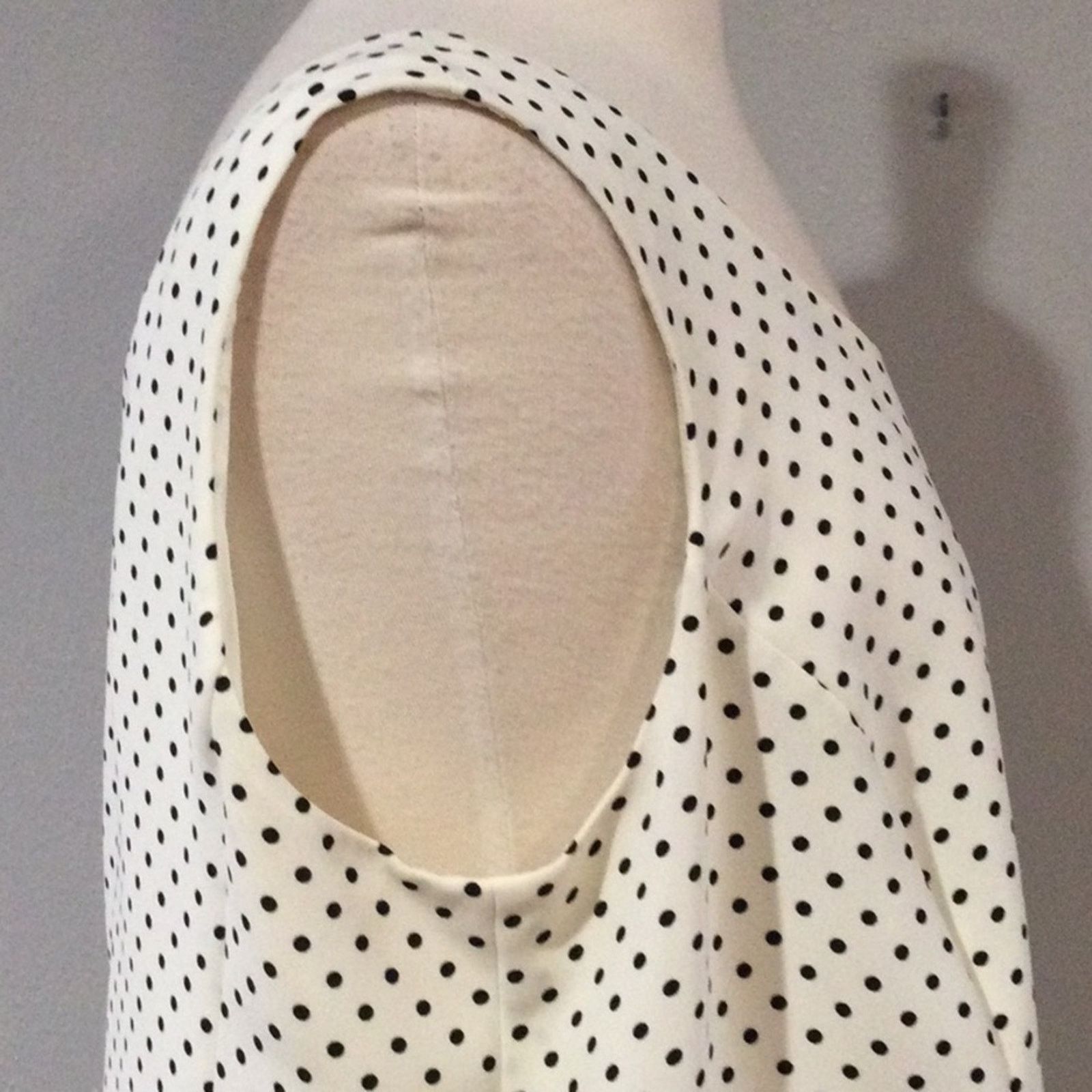 Other Jones Studio Separates White w/Black Polka-dots Top 16W NWT Size XXL / US 16-18 / IT 52-54 - 5 Thumbnail