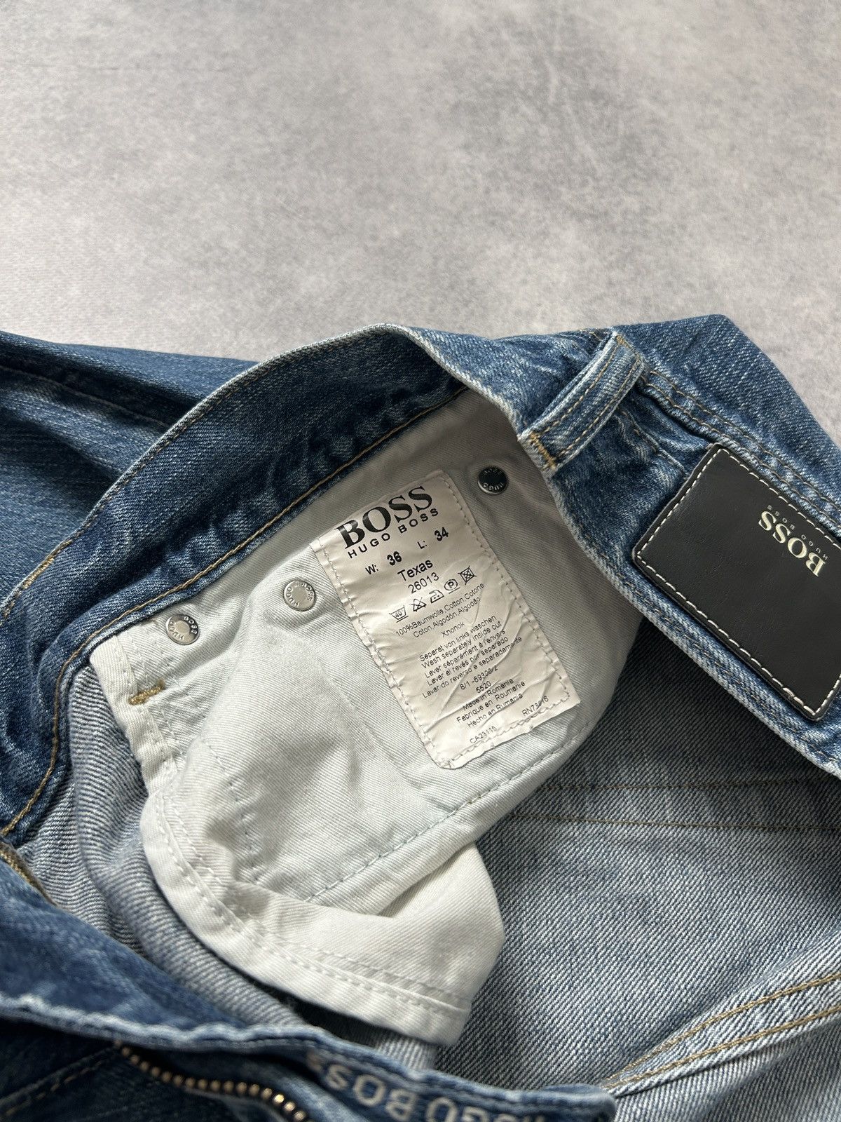 Hugo Boss Vintage Hugo Boss 36/34 blue denim jeans mens Size US 34 / EU 50 - 7 Thumbnail