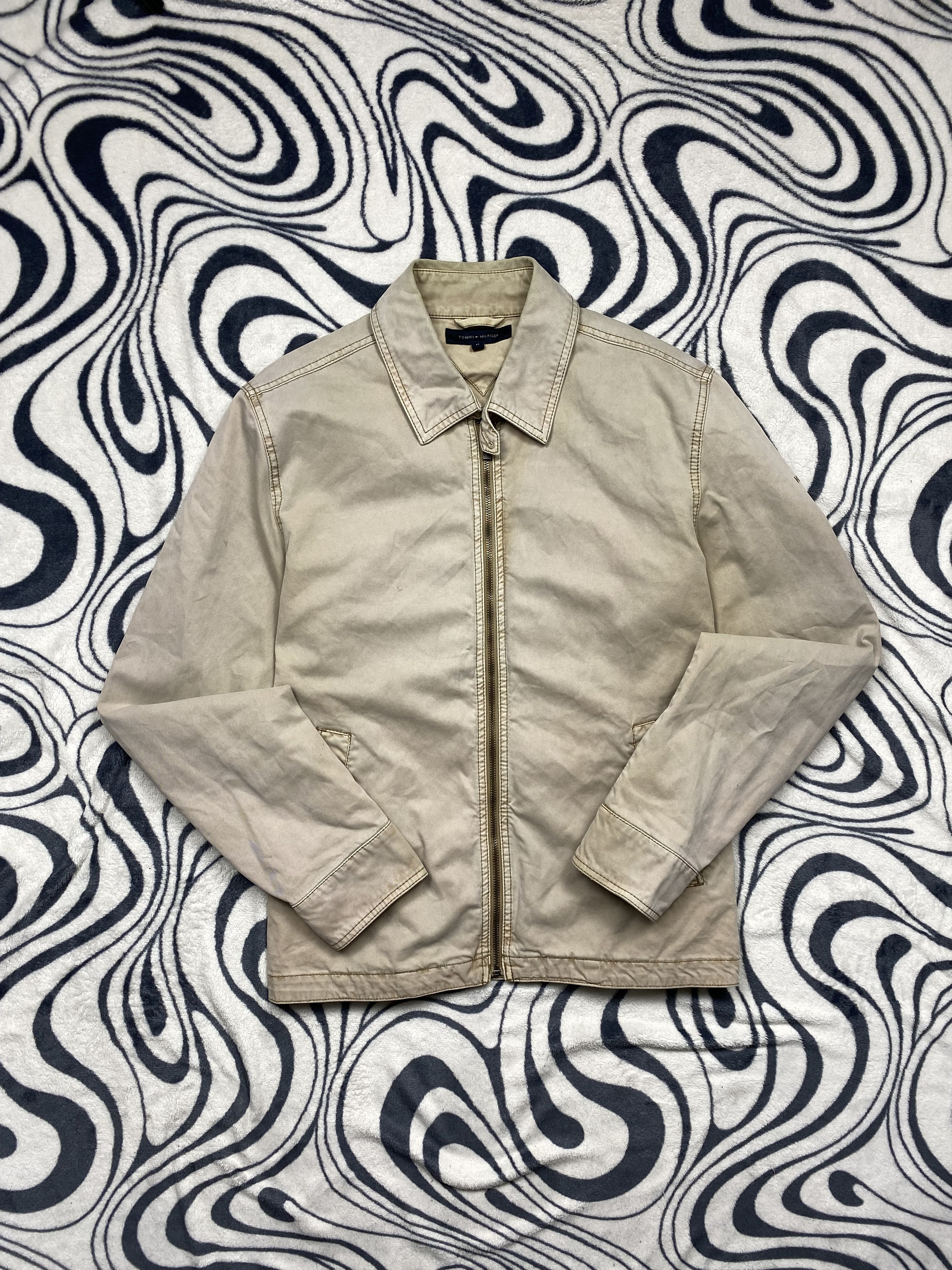 Tommy Hilfiger Tommy Hilfiger Vintage Mens Jacket Thrashed Size US M / EU 48-50 / 2 - 1 Thumbnail