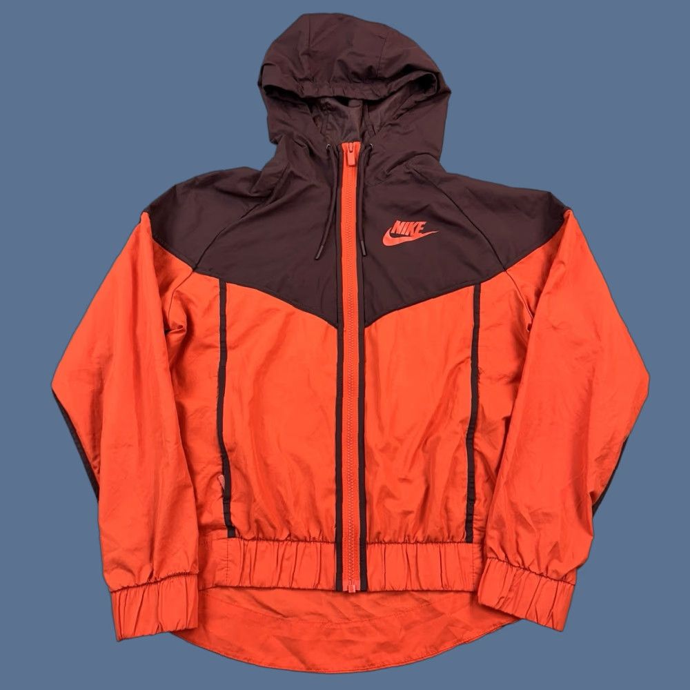 Nike Nike Windrunner Jacket Women's Small Full Zip Lightweight Windbreaker Windrunner Jacket Windrunner Nike Size S / US 4 / IT 40 - 1 Thumbnail