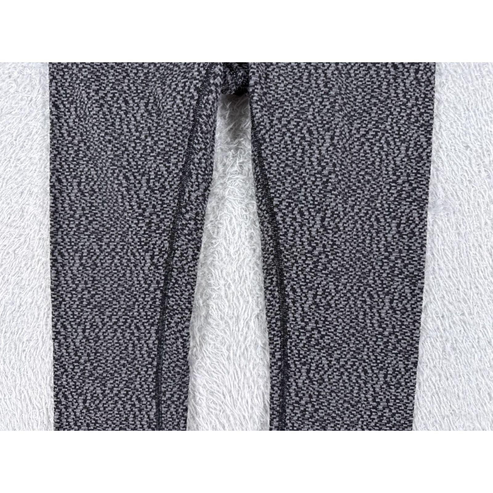Lululemon Lululemon Wunder Under Cropped Pants Womens 6 Gray 21.5" Digi Pixie W6AASS Yoga Stretch Athletic Casual Camouflage Nylon Microfiber Inseam 21.5 in Size 28" / US 6 / IT 42 - 3 Thumbnail