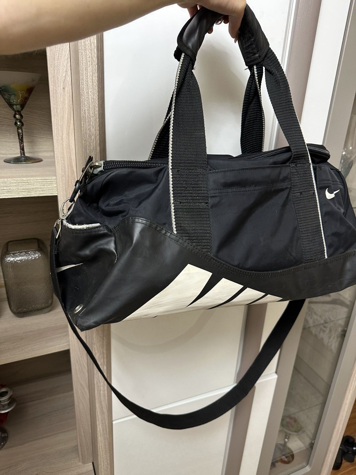 Nike Vintage 90s Nike Crazy Sport Bag Luggage Black Shoulder Bag Size ONE SIZE - 4 Thumbnail