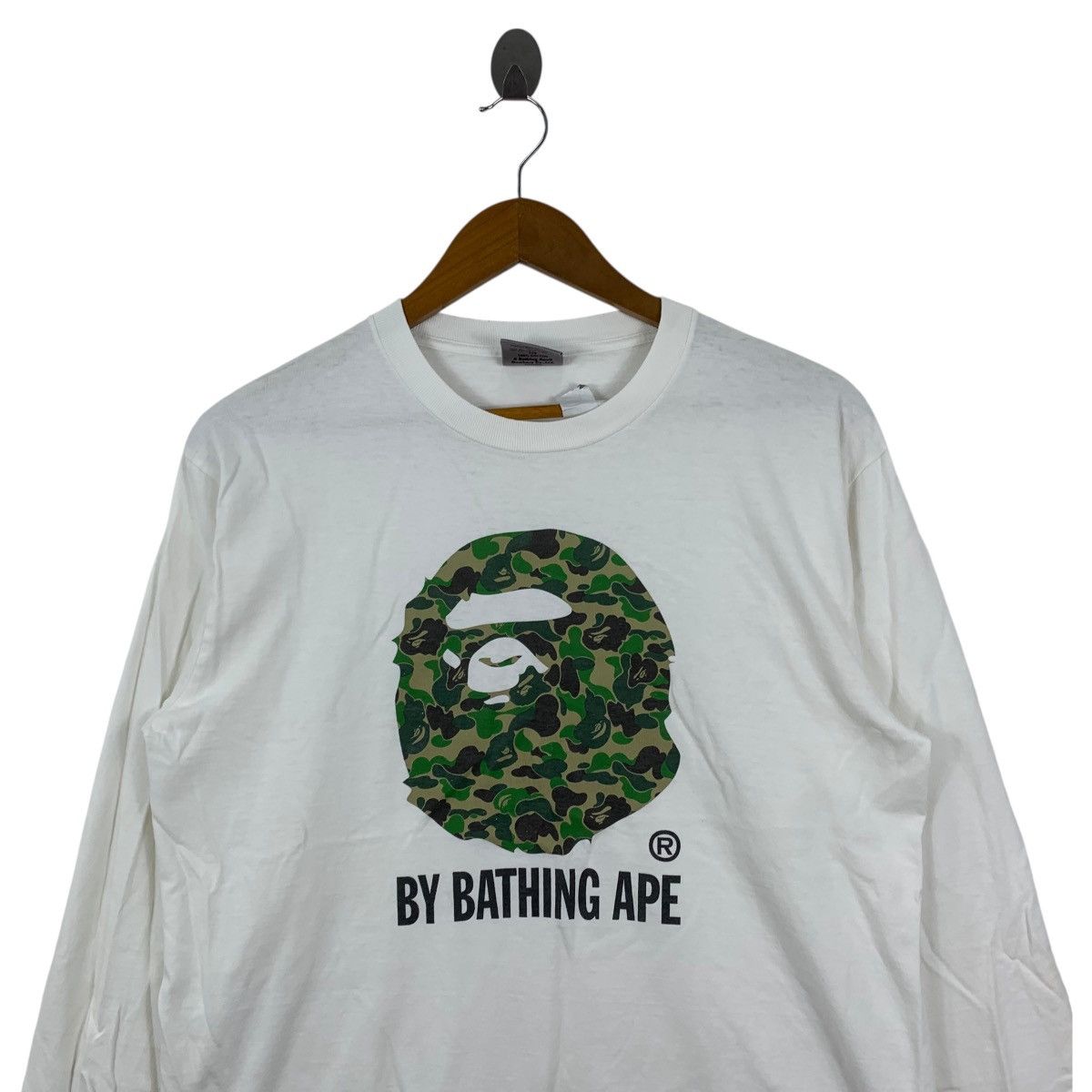 Vintage Vintage 90s A BATHING APE 1st First Camo Ideograph Tshirt Size US L / EU 52-54 / 3 - 2 Thumbnail