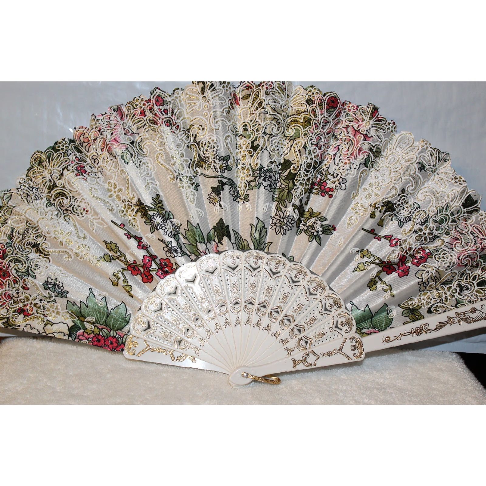 Vintage Vintage Hand Fan Small White Flowers 16-inch Art Deco Decor Accessories Size ONE SIZE - 2 Thumbnail