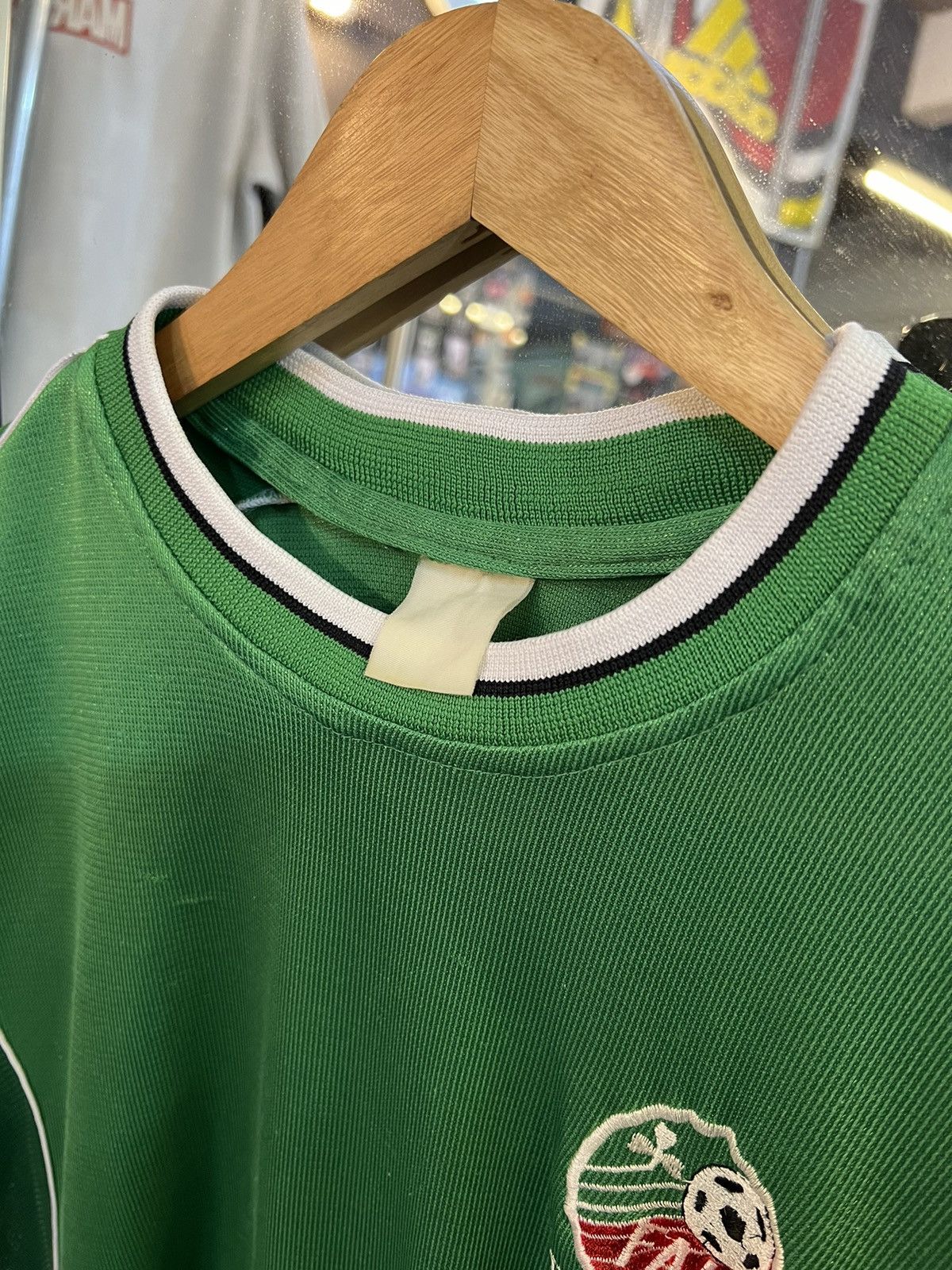 Vintage Vintage Ireland Football Jersey Size US L / EU 52-54 / 3 - 3 Thumbnail
