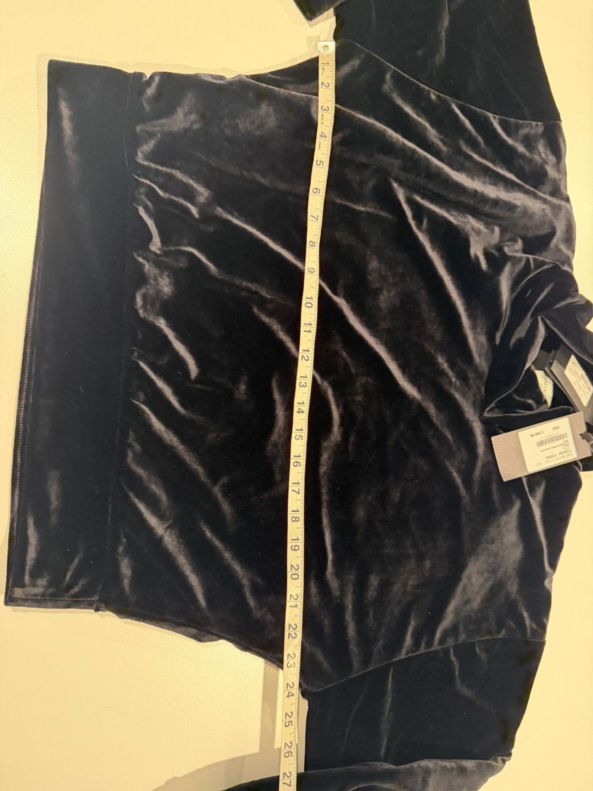 Saint Laurent Paris Saint laurent womens velvet turtleneck. L. $1390 Size L / US 10 / IT 46 - 4 Thumbnail