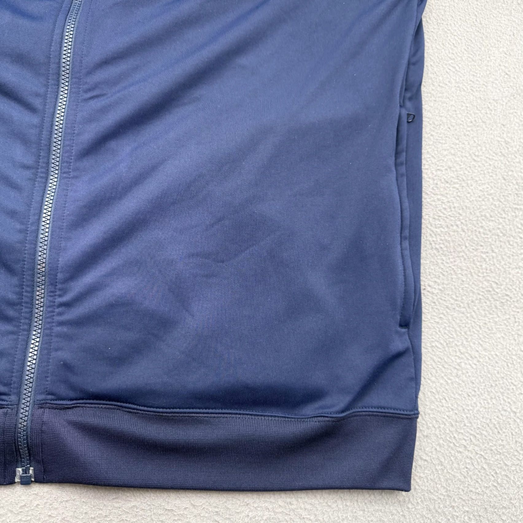 Nike Vintage Nike Track Jacket Mens XL Blue White Stripe Full Zip Athletic Training Size US XL / EU 56 / 4 - 7 Thumbnail