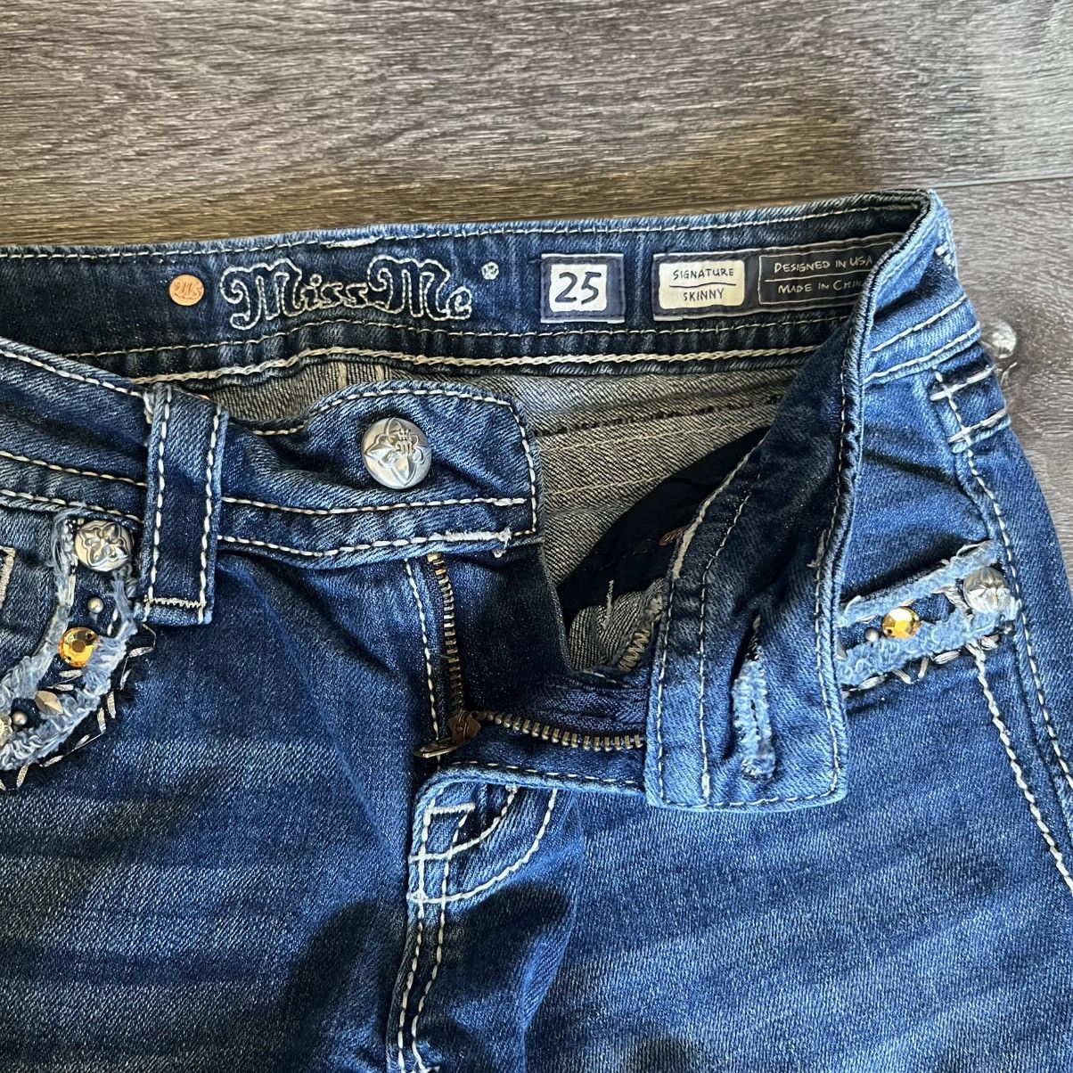 Miss Me Vintage Y2K Miss Me Signature Skinny Denim Jeans Studded Size 25" / US 0 / IT 36 - 9 Thumbnail