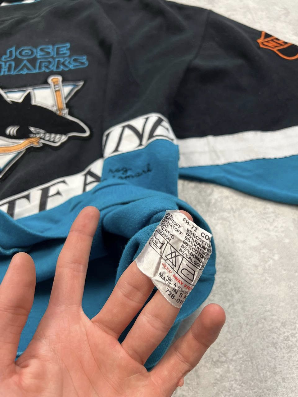 NHL Vintage San Jose Sharks Hockey NHL Sweatshirt Big Logo Size US L / EU 52-54 / 3 - 17 Thumbnail