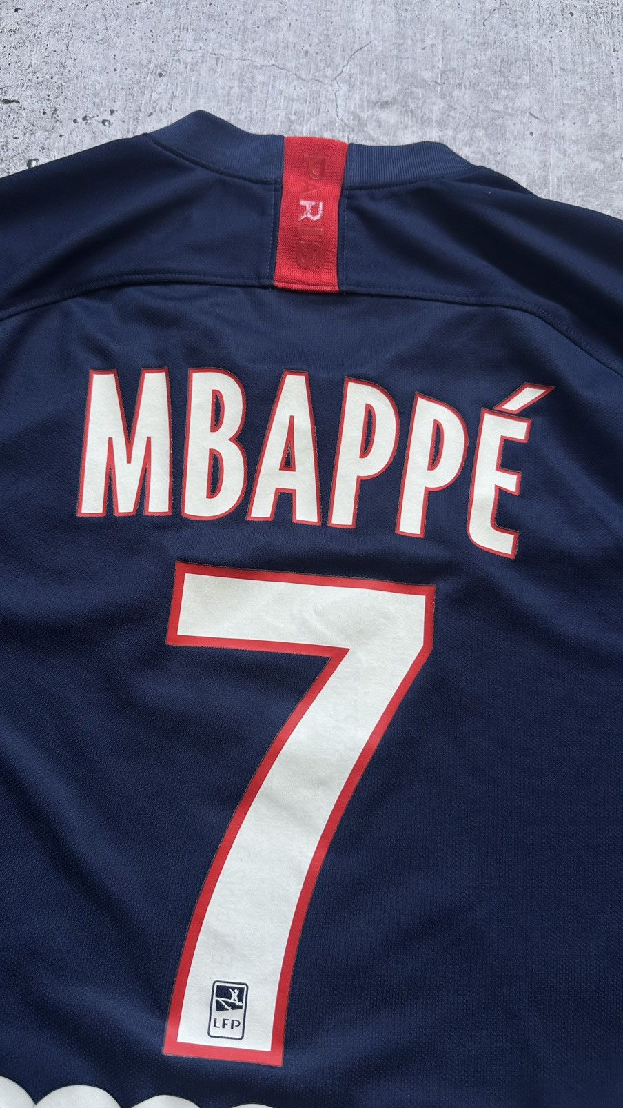 Nike 2019/20 Nike PSG Mbappe #7 Authentic Home Soccer Jersey Size US M / EU 48-50 / 2 - 20 Thumbnail