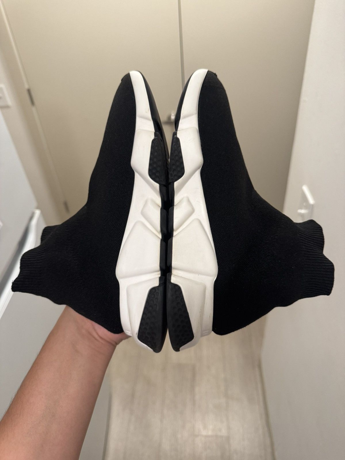 Balenciaga Size 8 US Balenciaga Speed Trainer 2019 587286 WO5G9 1000 Size US 8 / IT 38 - 5 Thumbnail