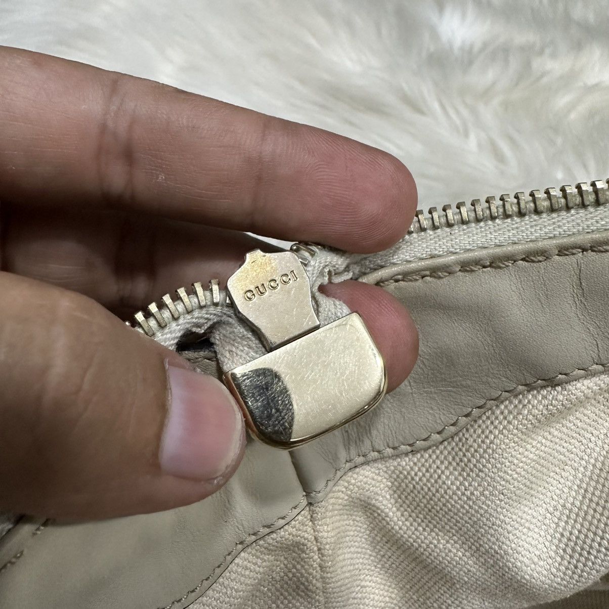 Gucci Authentic GUCCI GG Sukey Handbag/ Shoulder Bag Size ONE SIZE - 10 Thumbnail